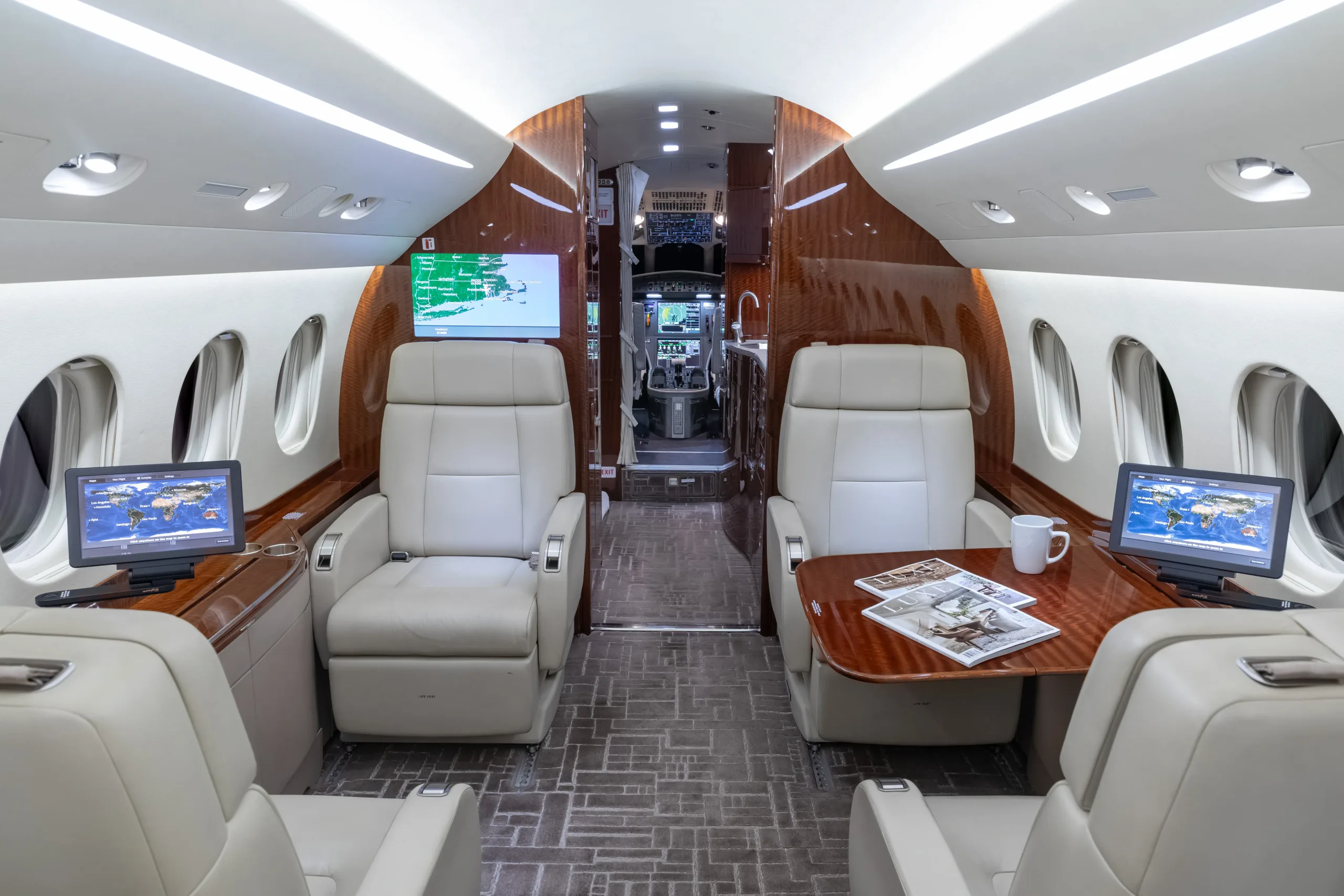 Dassault Falcon 2000LXS
