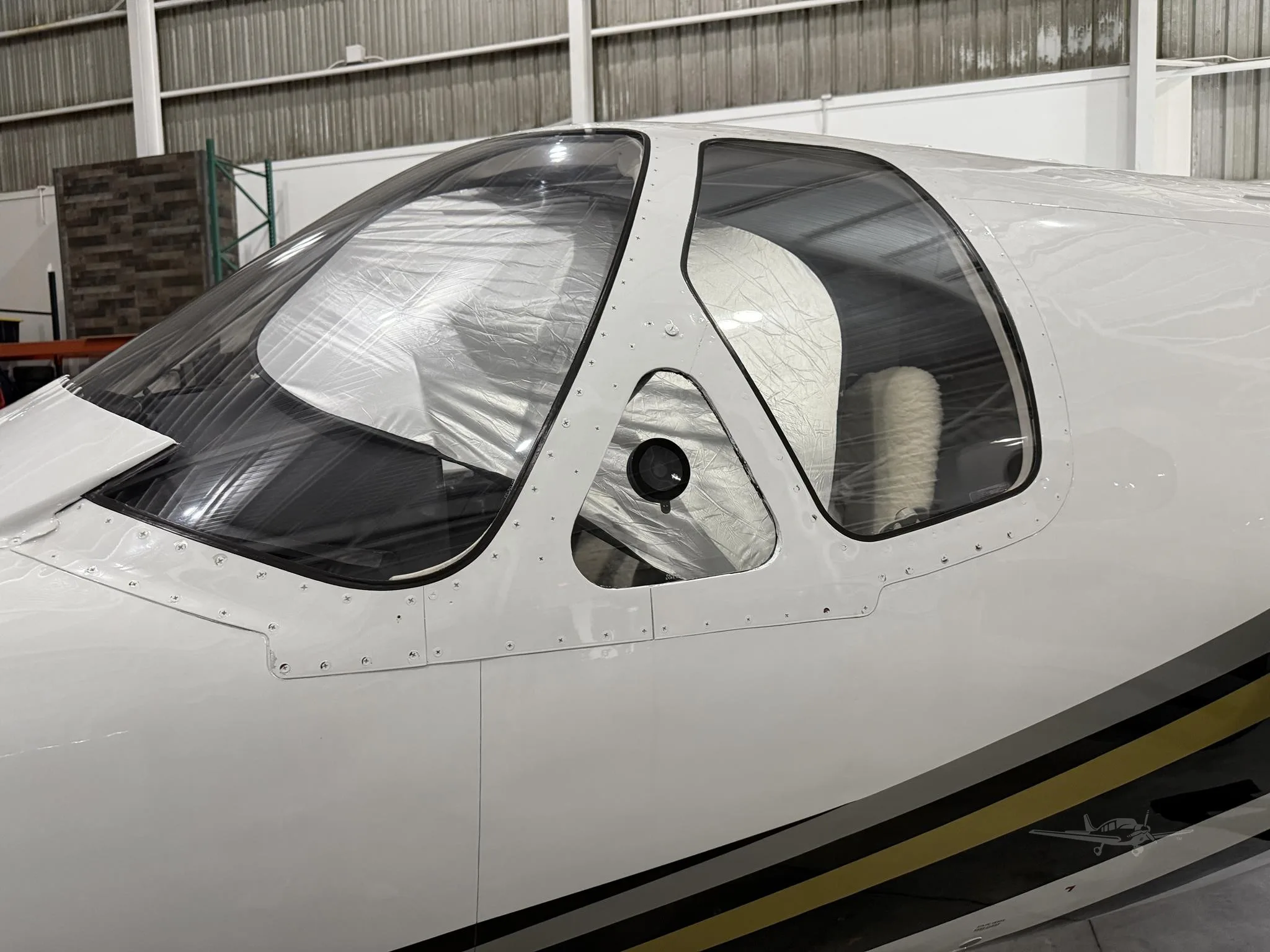 Exterior view of a 1986 CESSNA CITATION SII, N17LP.