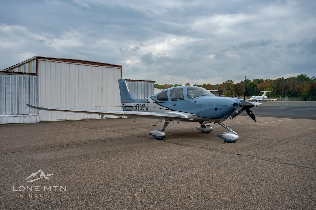 Cabin interior of a 2020 Cirrus SR22 G6 GTS.