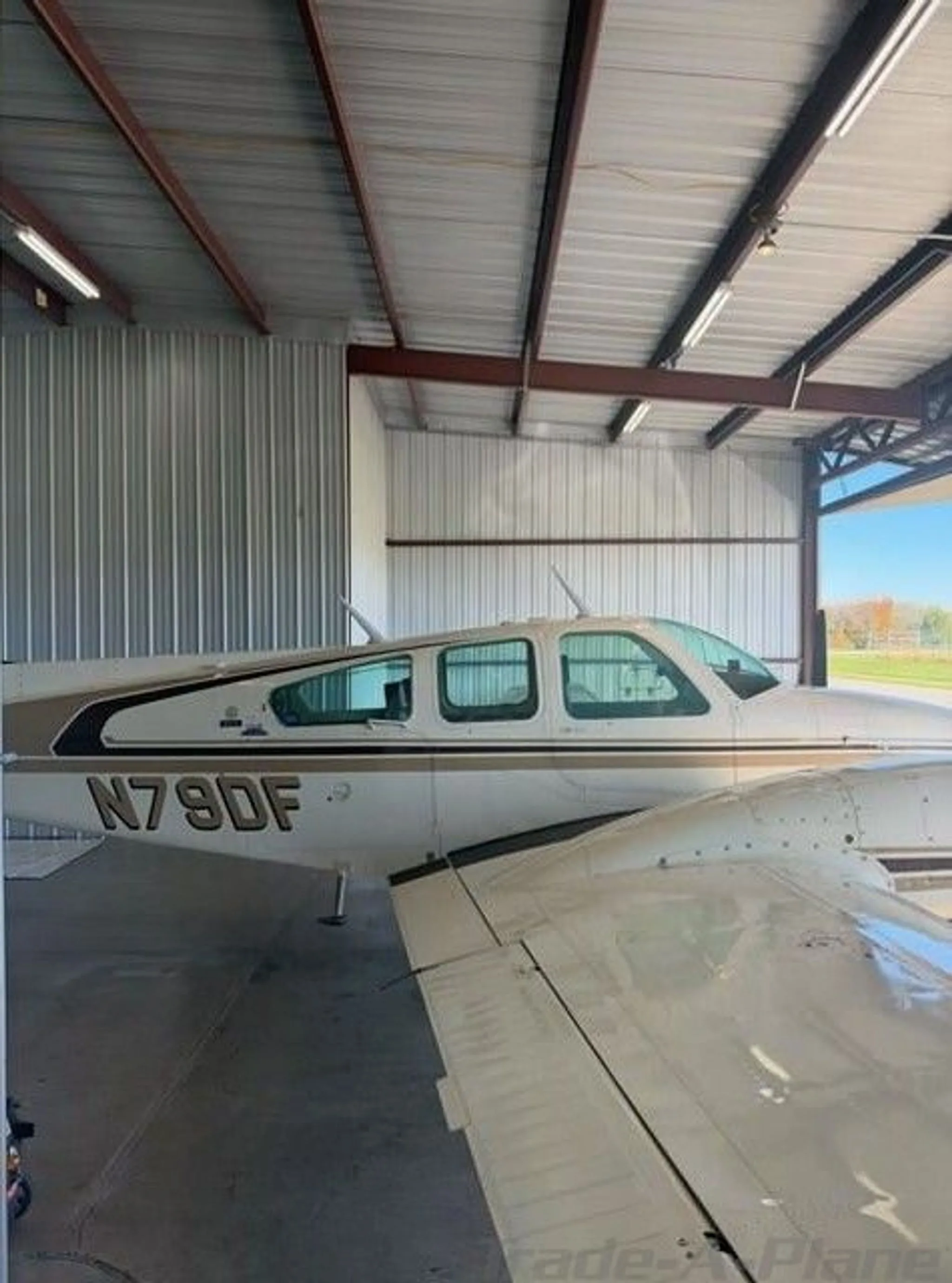Exterior view of a 1975 BEECHCRAFT B55 BARON, N79DF.