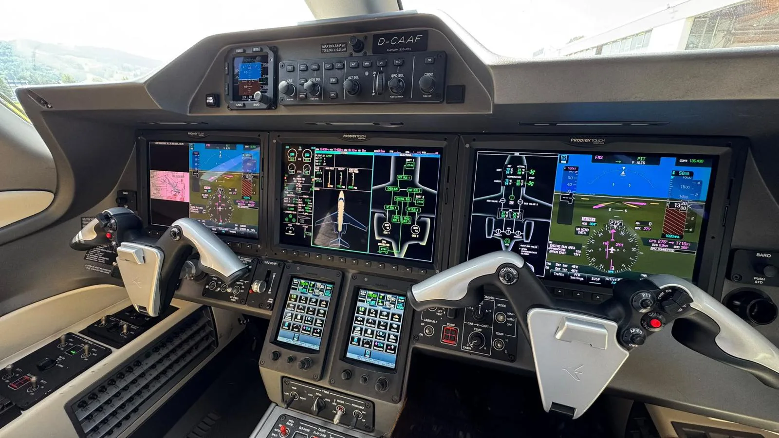 Avionics suite of a Embraer Phenom 300.