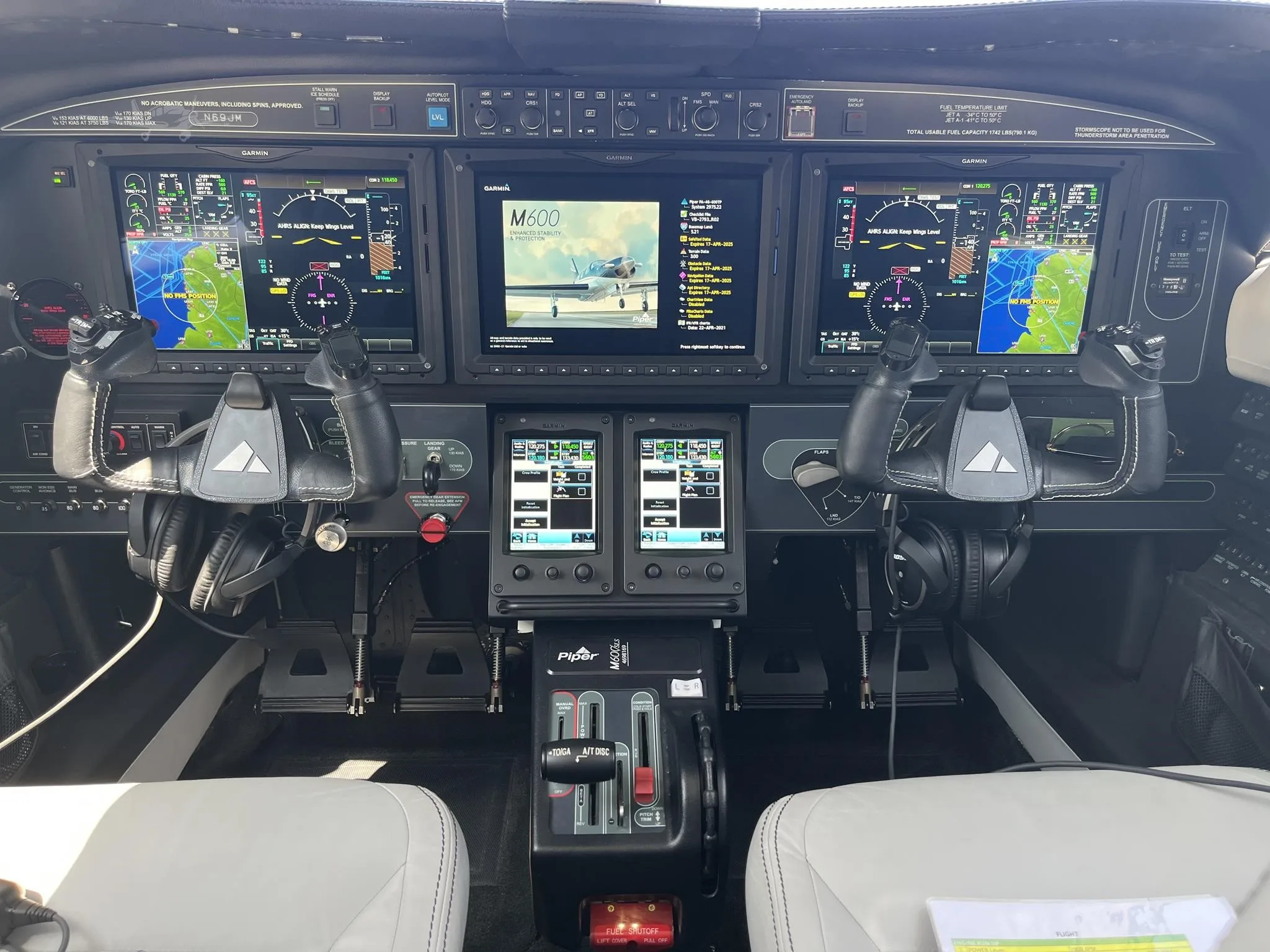 Cockpit and instrument panel of a 2021 PIPER M600 SLS.