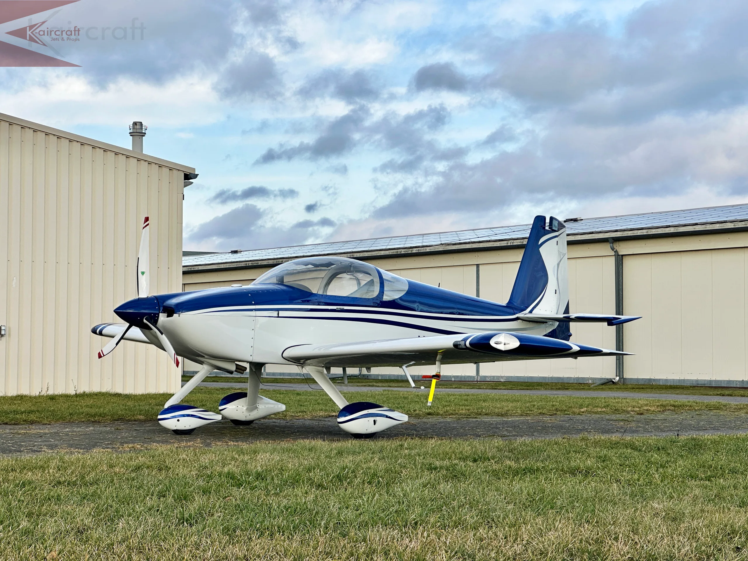 Exterior view of a 2011 Vans rv 7a 404.