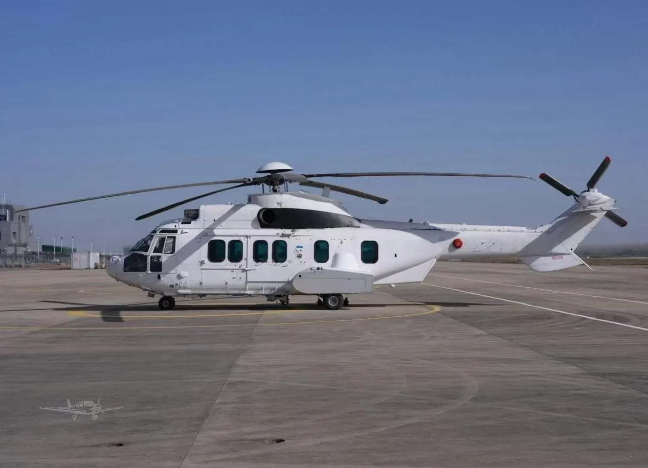 Exterior view of a 2006 EUROCOPTER EC225.