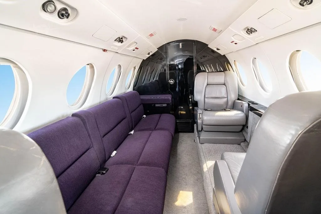 Cabin interior of a 1989 DASSAULT FALCON 50.