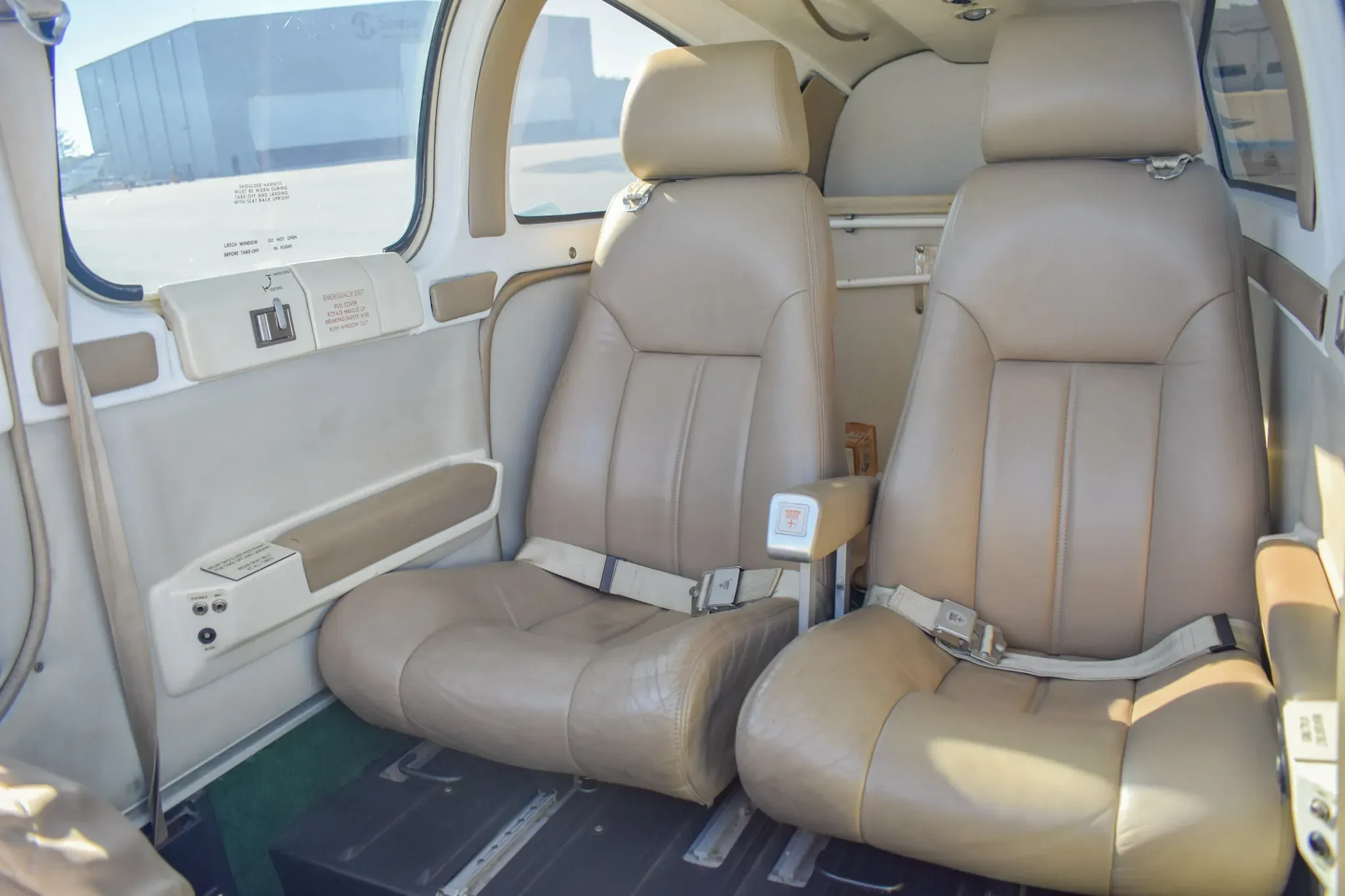 Cabin interior of a 1990 Beechcraft Bonanza.