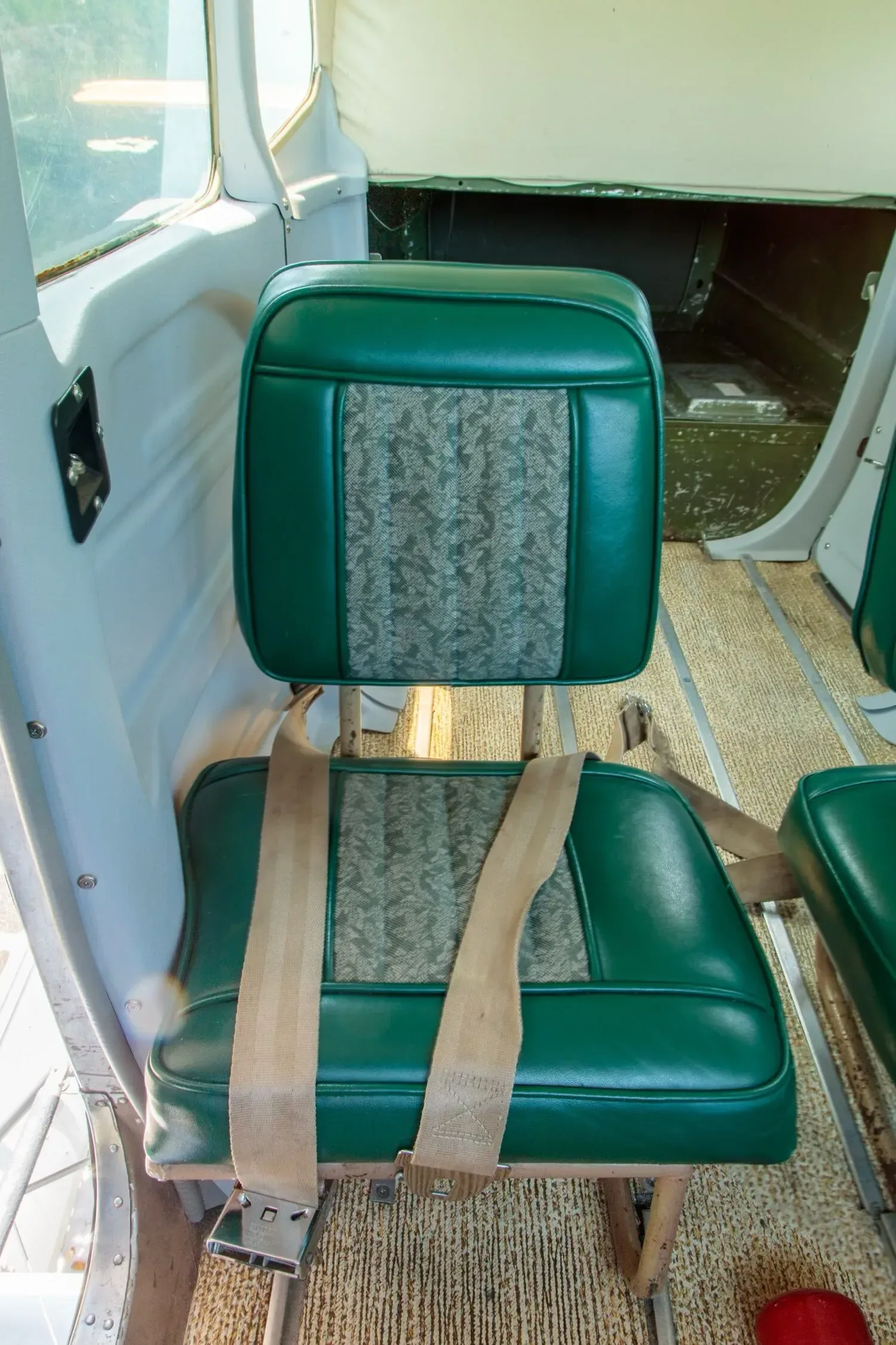 Cabin interior of a 1969 Cessna 180H.