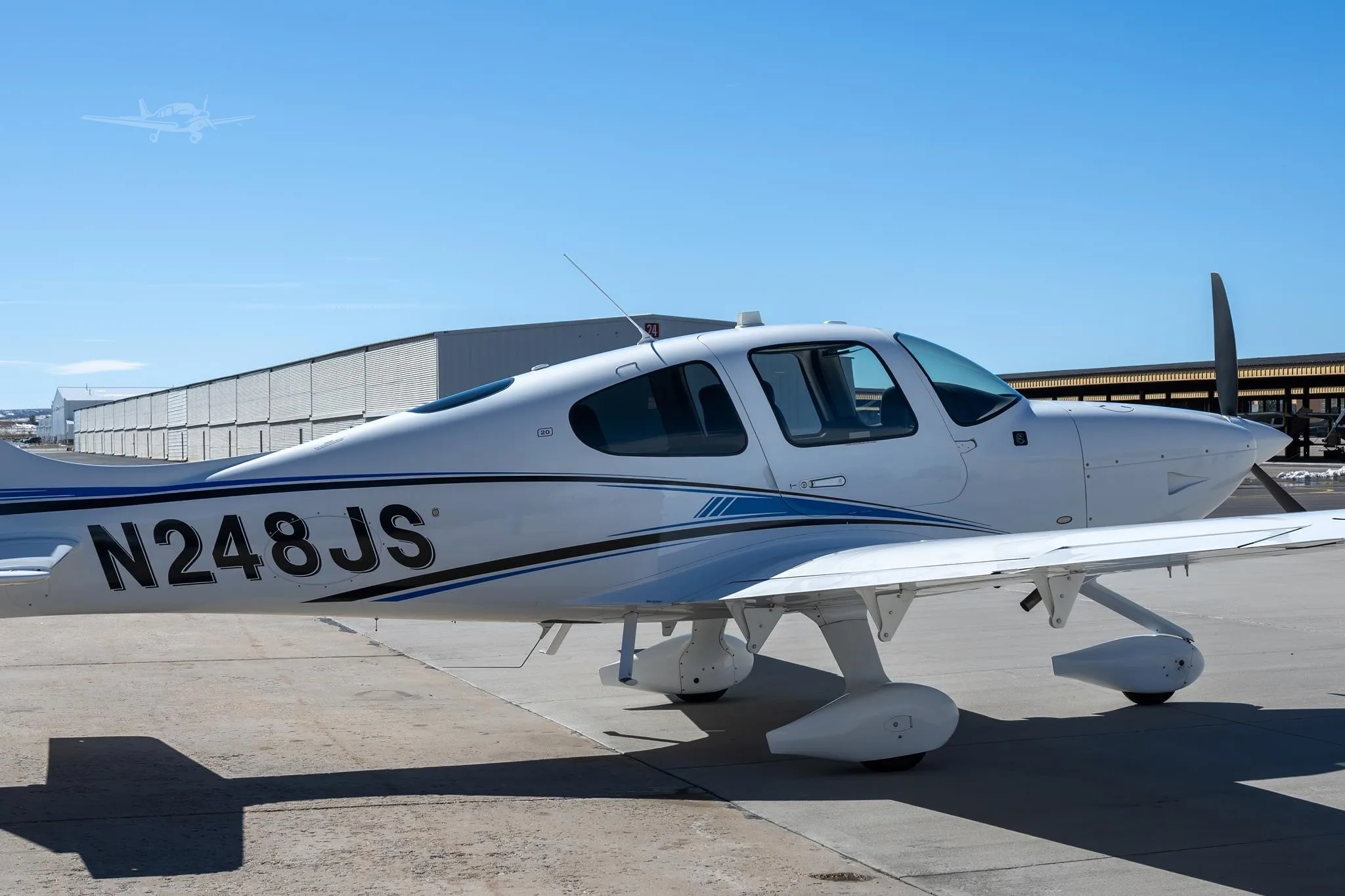 Exterior view of a 2020 CIRRUS SR20-G6, N248JS.