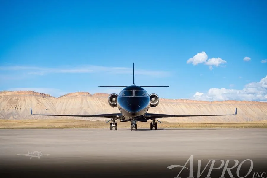 Exterior view of a 2002 GULFSTREAM G200, N597RB.