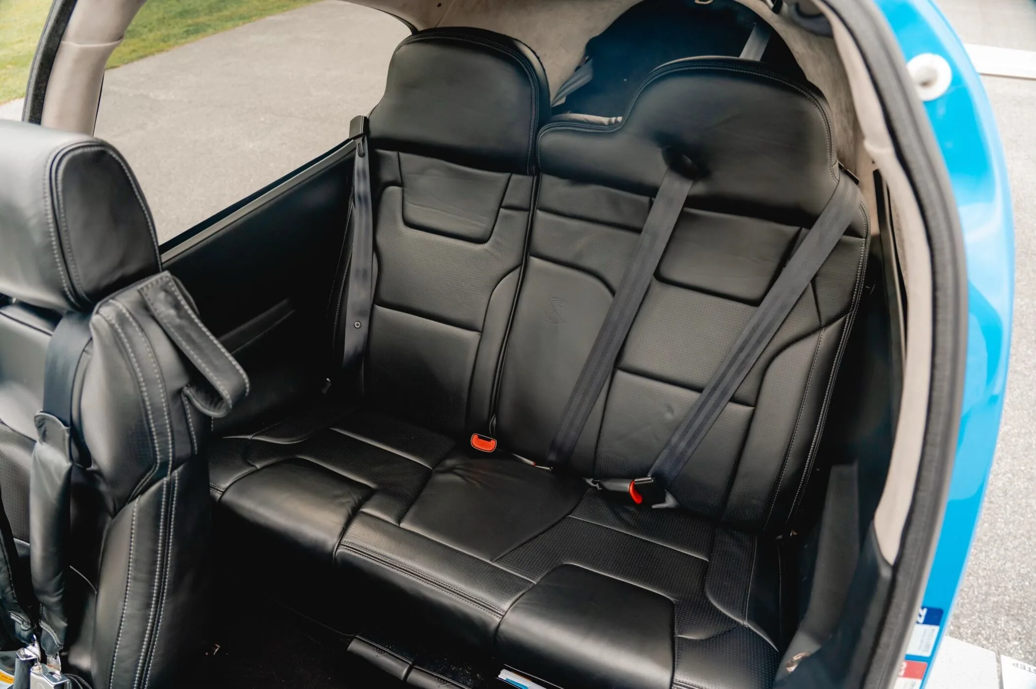 Cabin interior of a 2016 Cirrus SR22T.