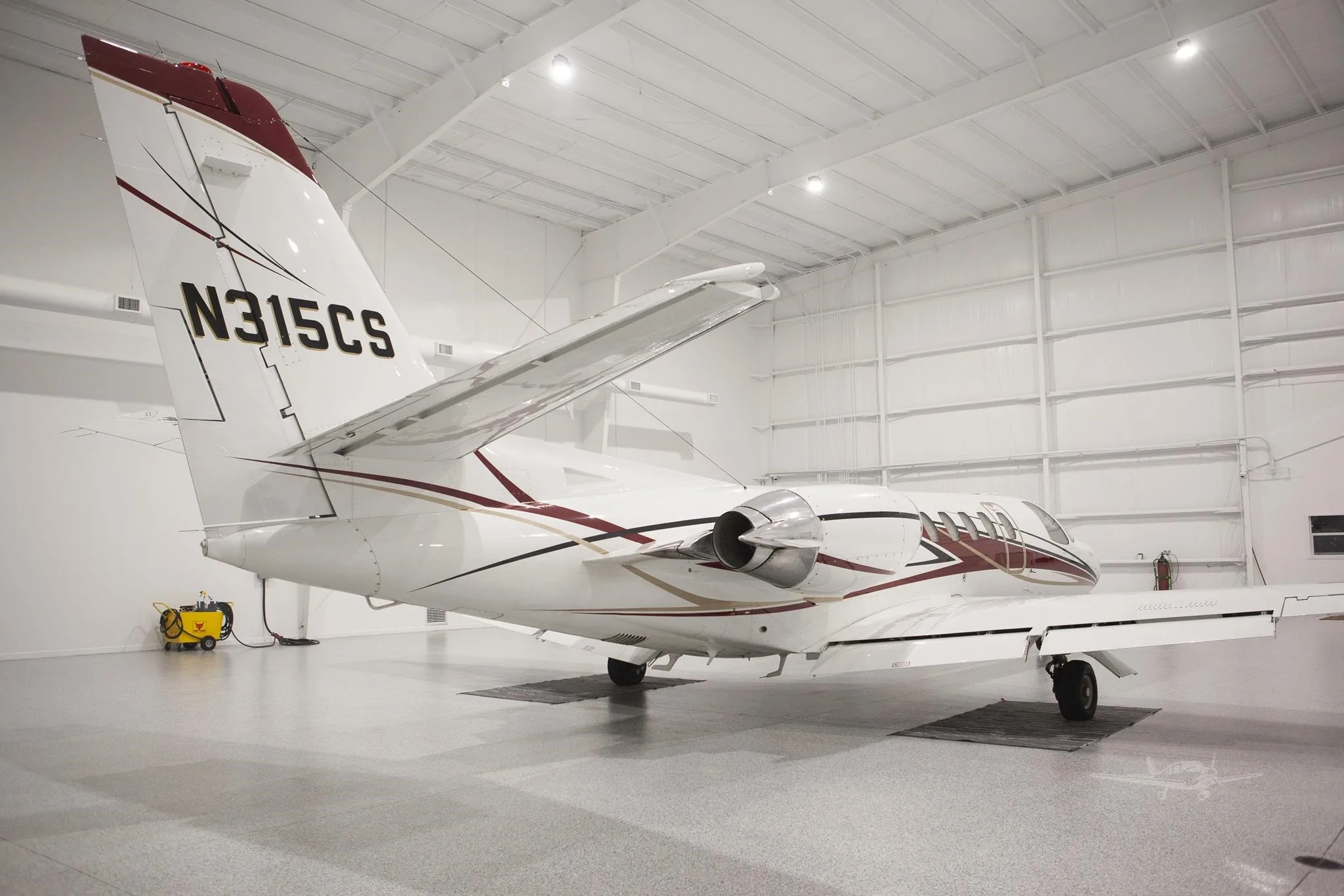 Exterior view of a 1997 CESSNA CITATION V ULTRA, N315CS.