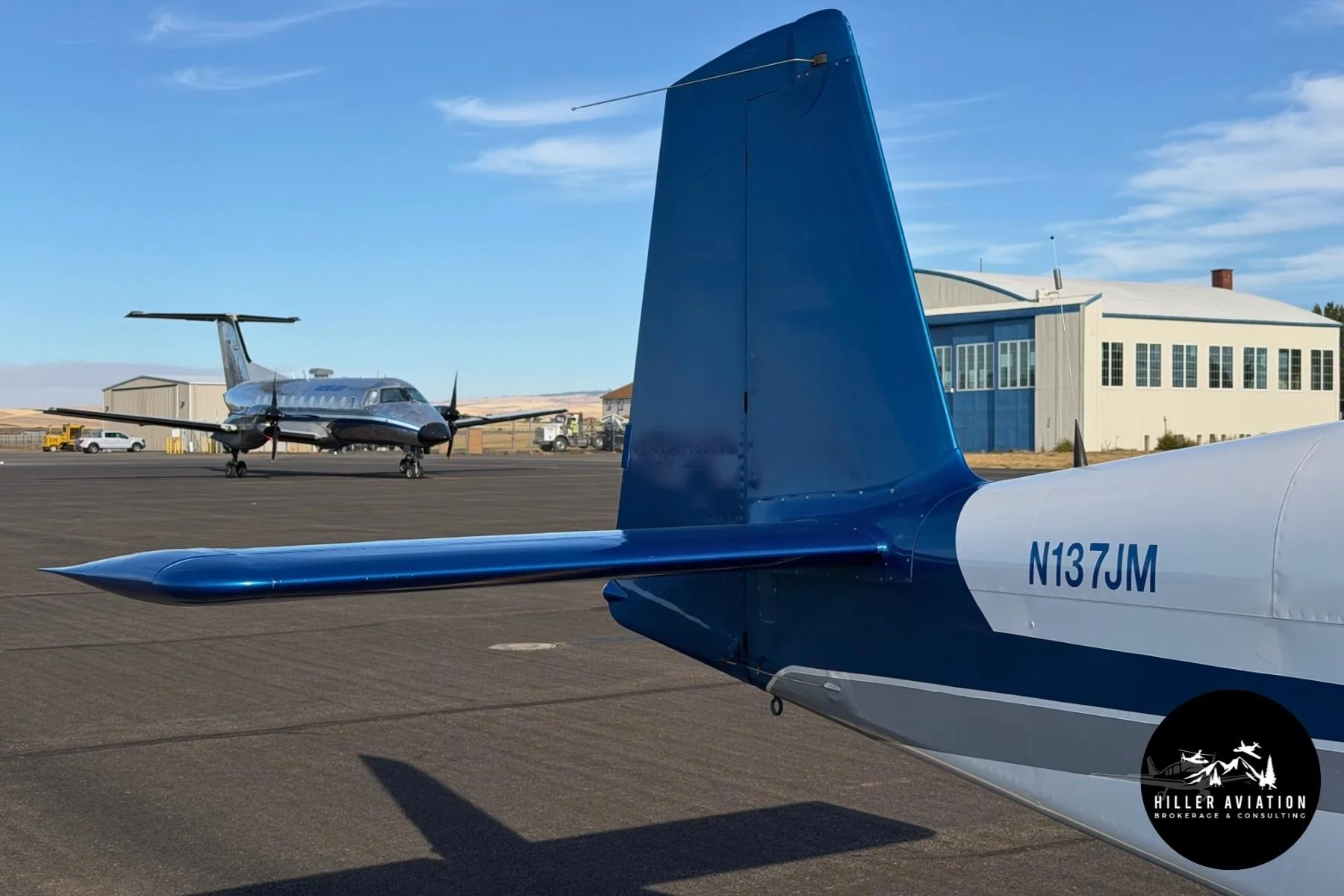 Exterior view of a 2006 VANS RV-9A, N137JM.