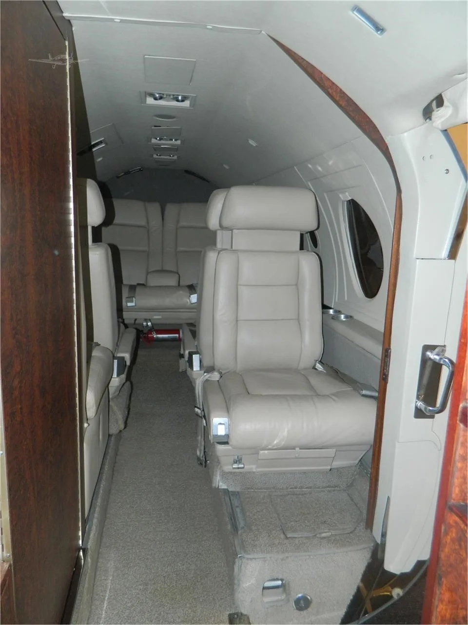 Cabin interior of a 1974 DASSAULT FALCON 10.