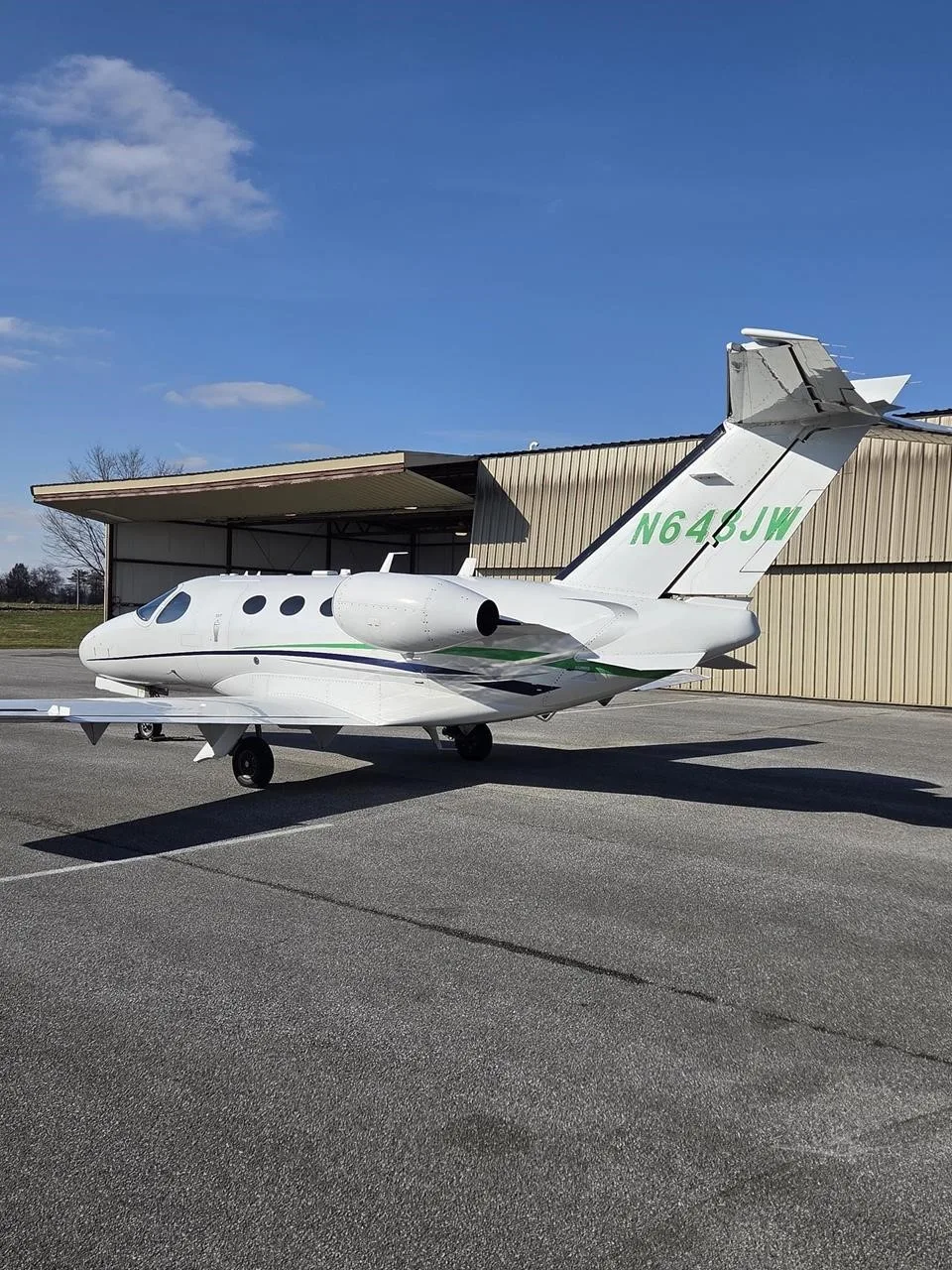 Exterior view of a 2008 CESSNA CITATION MUSTANG, N648JW.