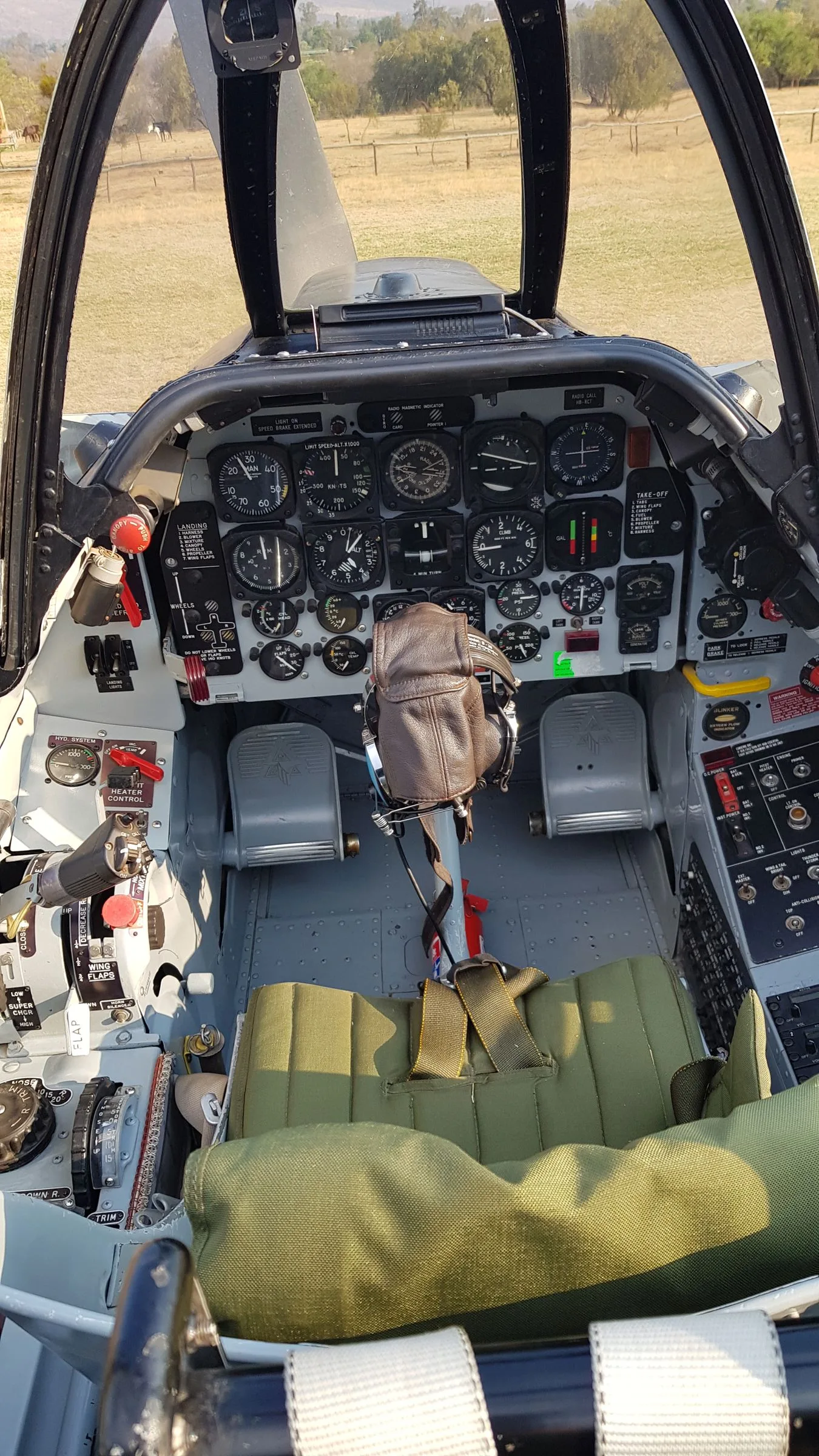 Cockpit and instrument panel of a 1955 North American T-28B Trojan.