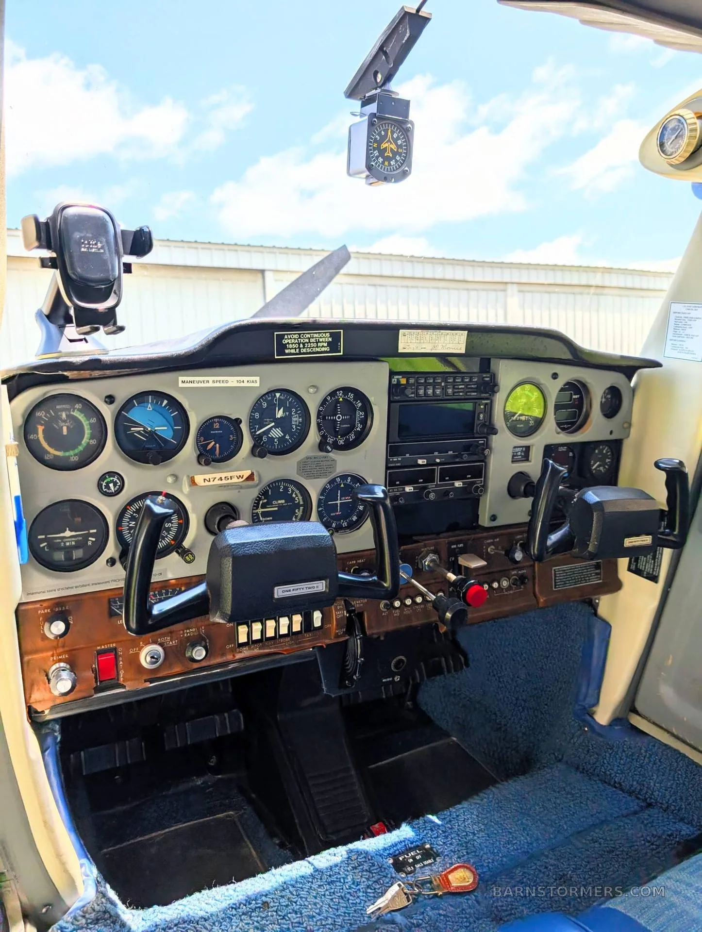 Cockpit and instrument panel of a 1980 Cessna 152/150 TD.