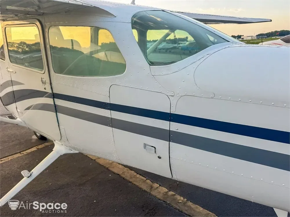 Exterior view of a 1979 Cessna 172N, N6537F.