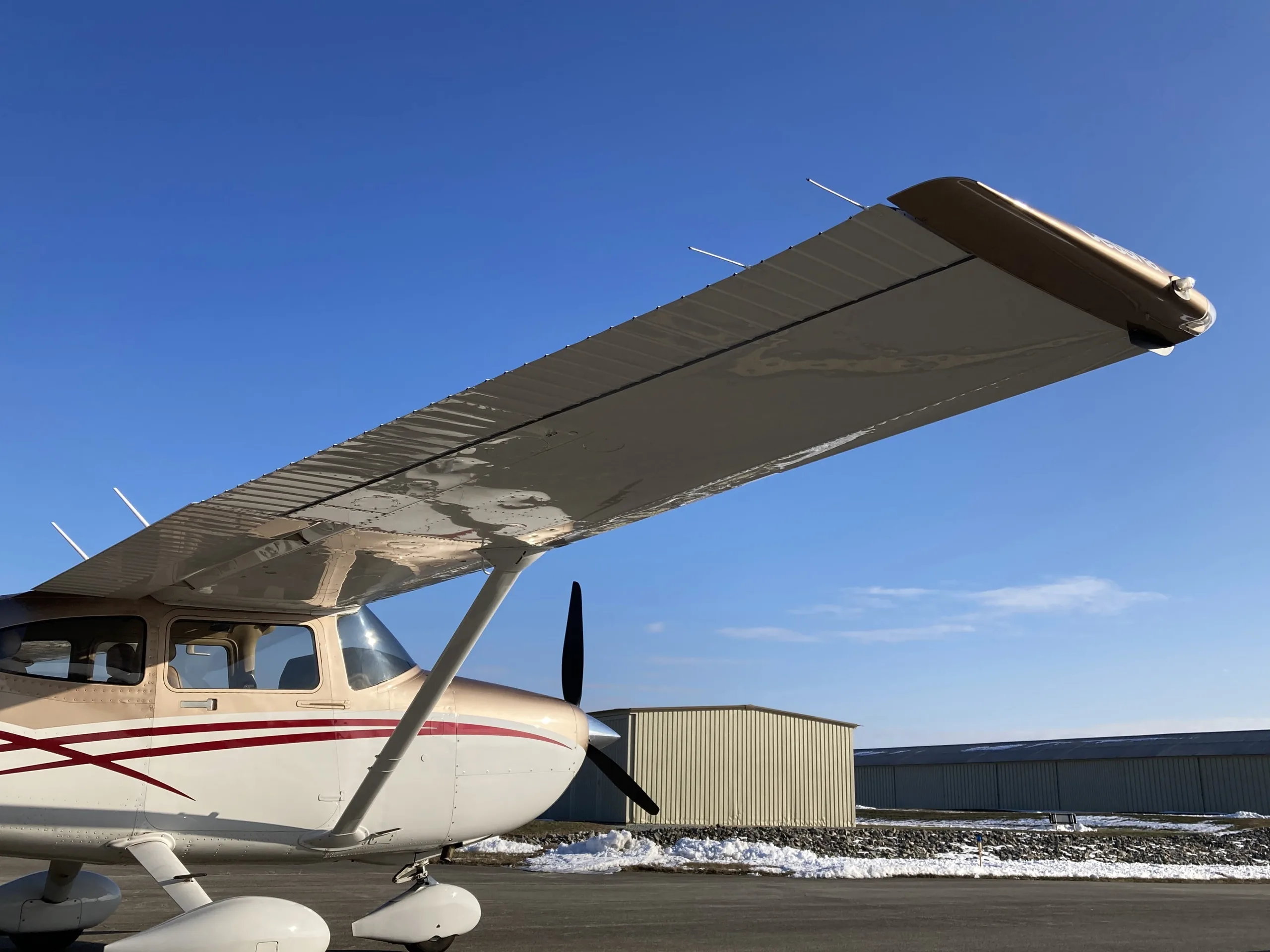 Cessna 182T - N17YR