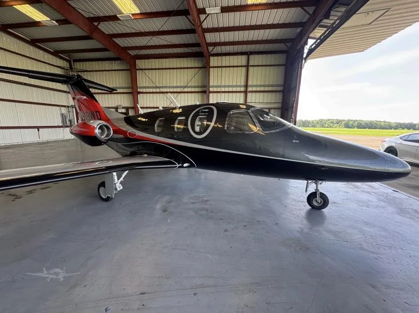 Exterior view of a 2008 ECLIPSE 500, N518WD.