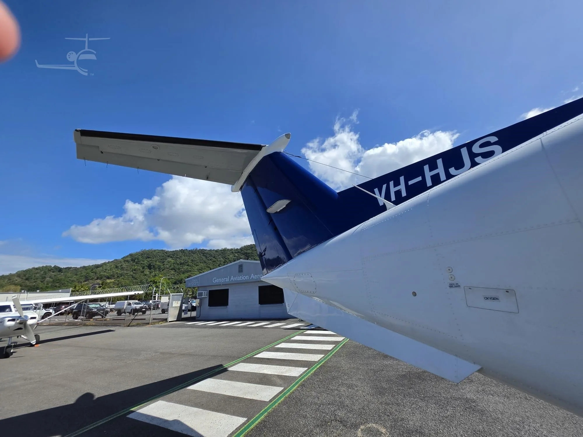VH-HJS - 1984 BEECHCRAFT KING AIR B200