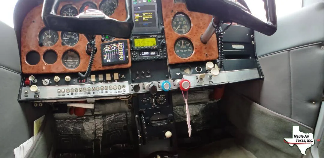 Cockpit and instrument panel of a 1965 Cessna 182J.