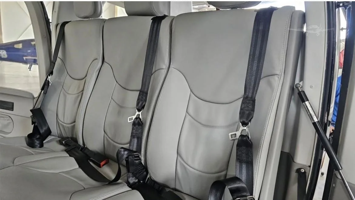 Cabin interior of a 2009 BELL 427.
