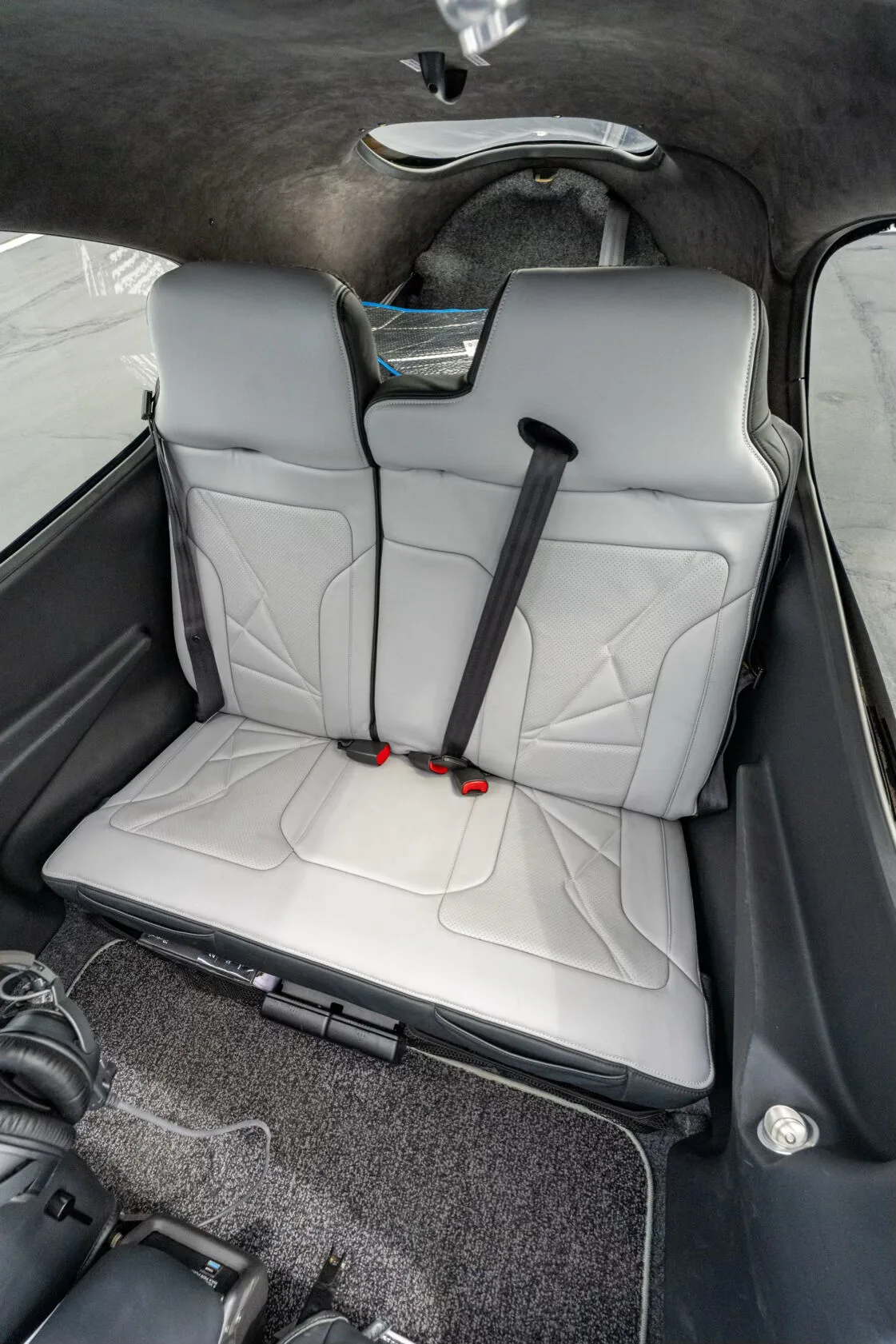 Cabin interior of a 2020 Cirrus SR22-G6 TURBO.