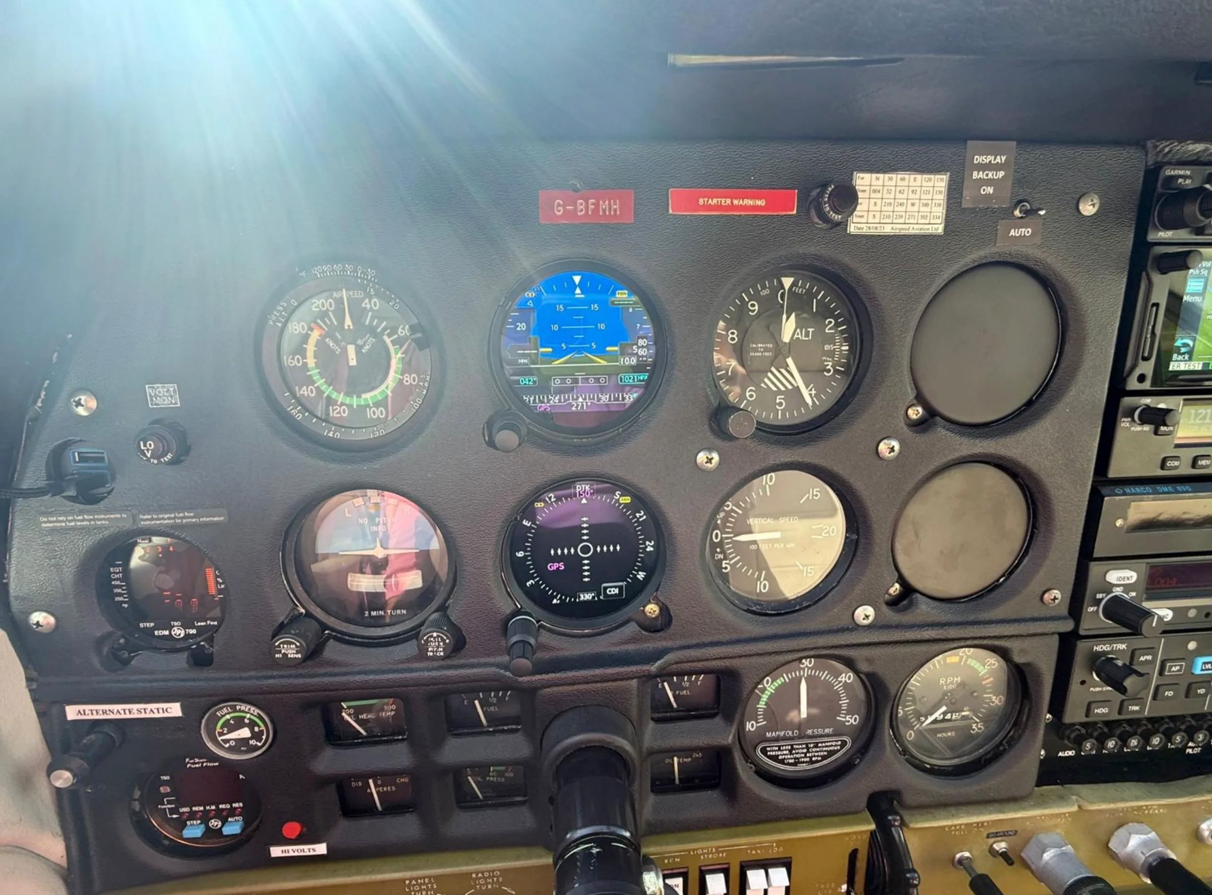 Cockpit and instrument panel of a 1973 Cessna 177B Cardinal.
