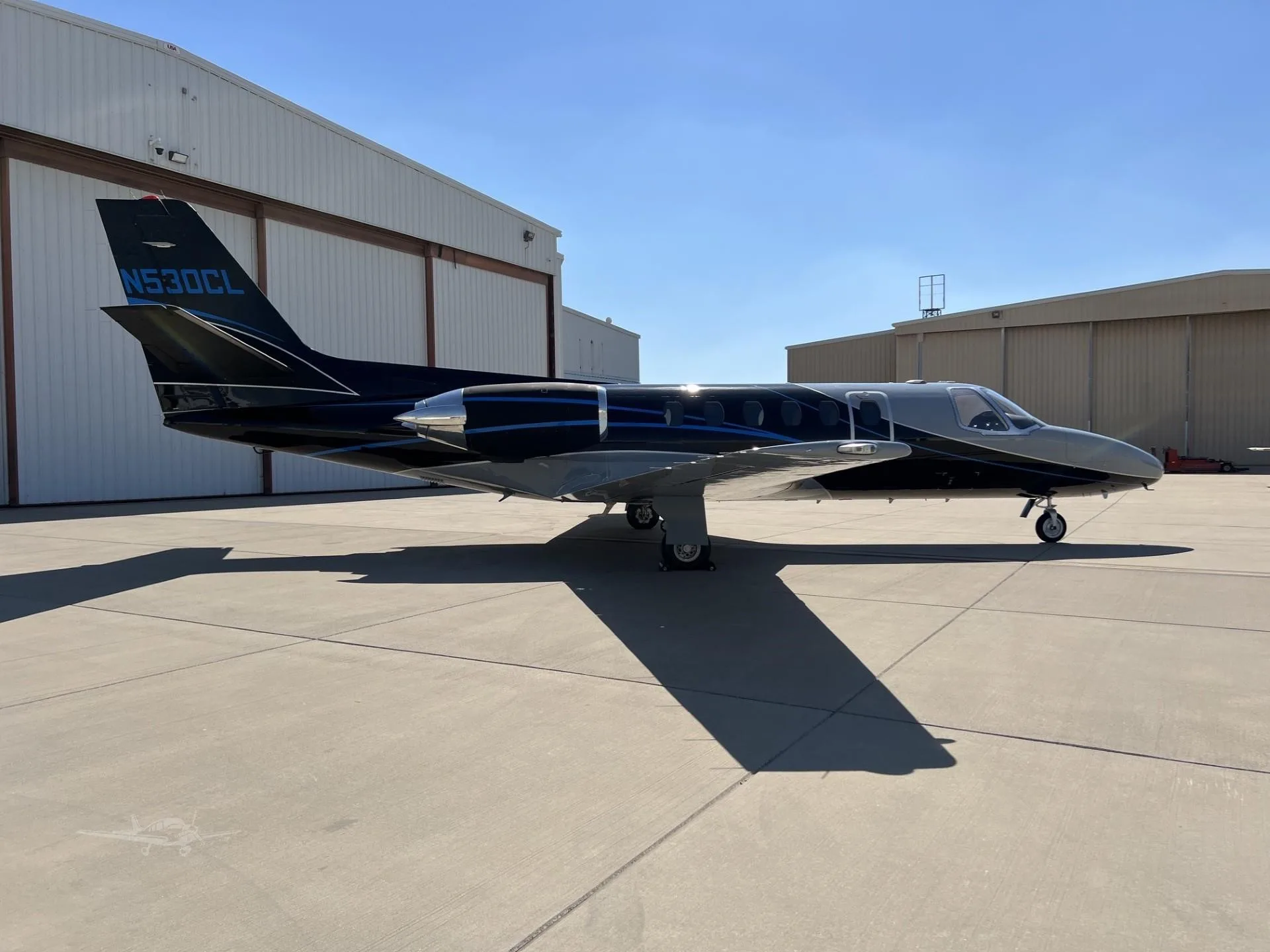 Exterior view of a 1987 CESSNA CITATION SII, N530CL.
