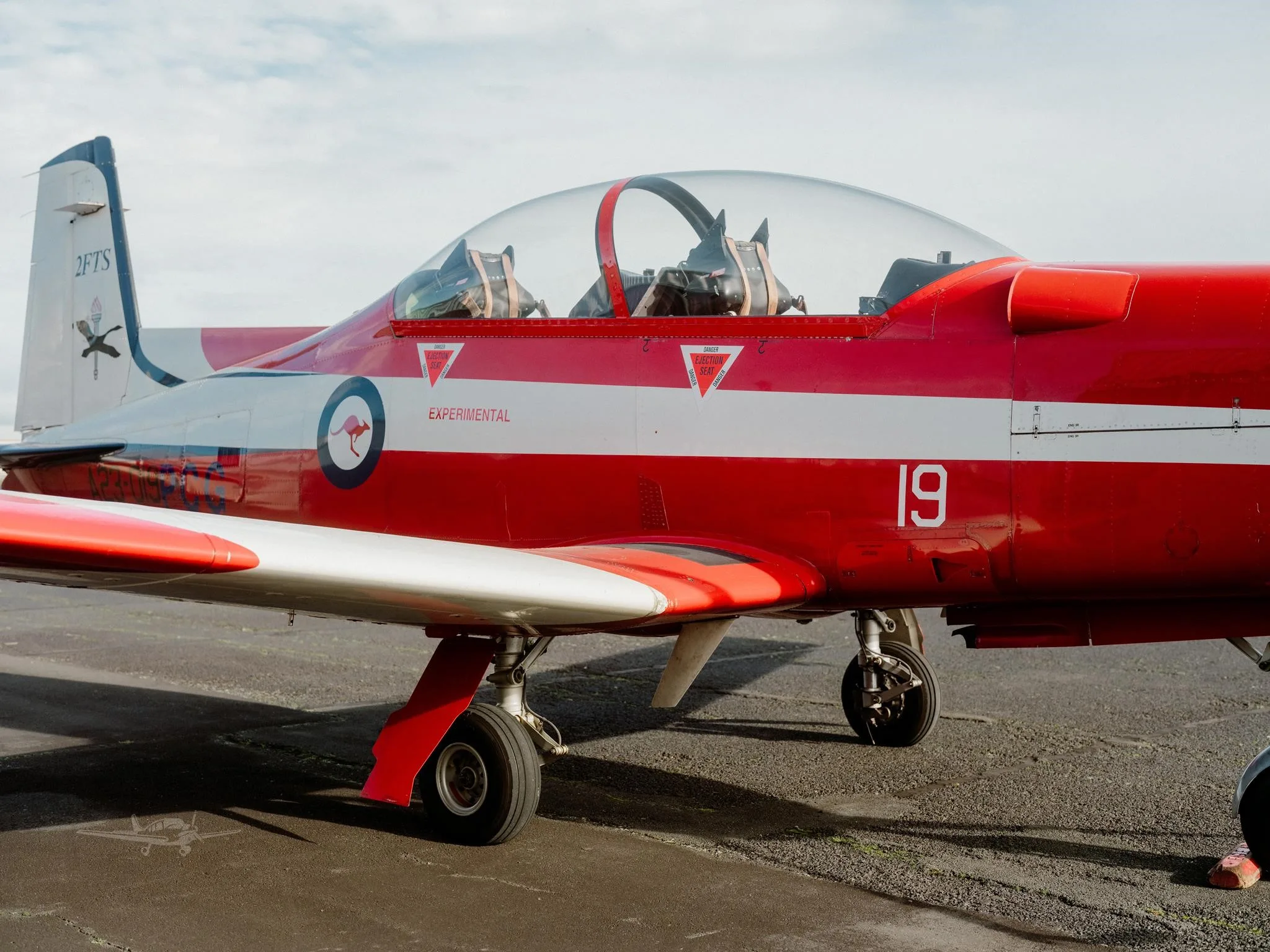Exterior view of a 1989 PILATUS PC-9A.
