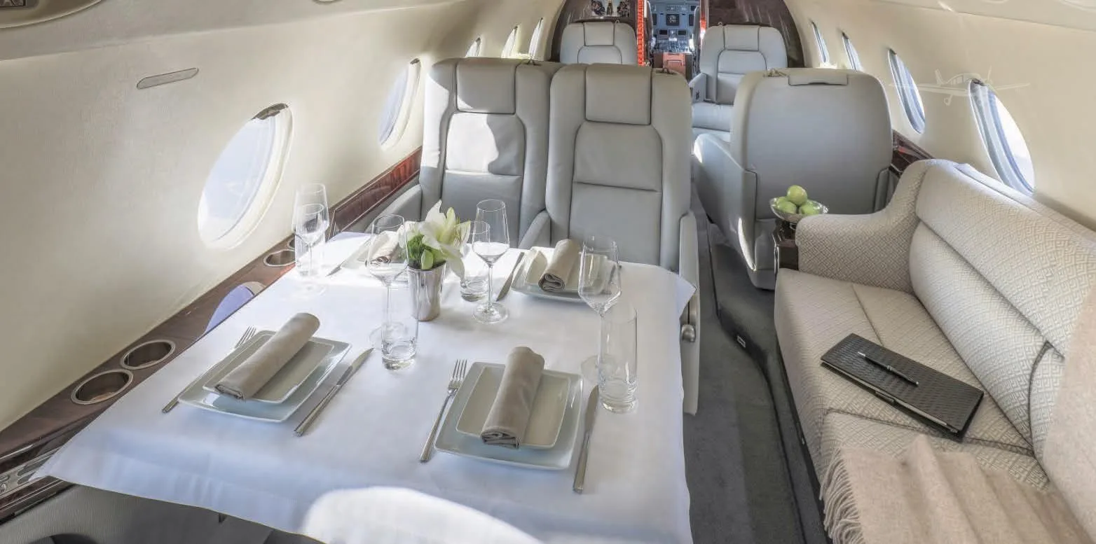 Cabin interior of a 2006 GULFSTREAM G200.