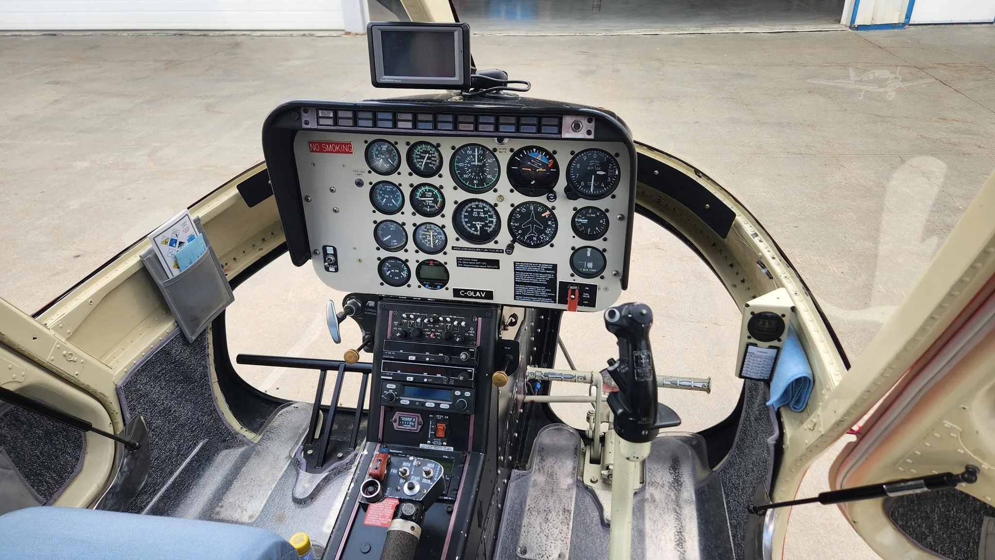 Cockpit and instrument panel of a 1981 BELL 206L I/C30P.