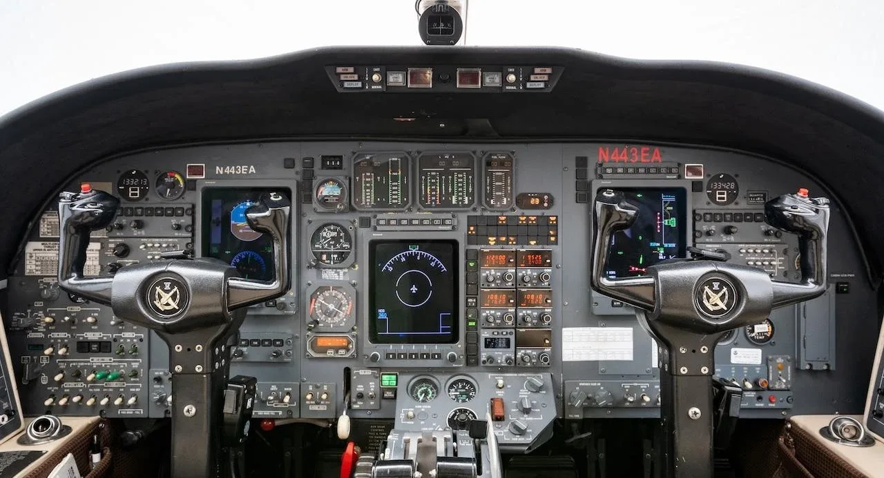 Cockpit and instrument panel of a 1996 Cessna Citation V Ultra.