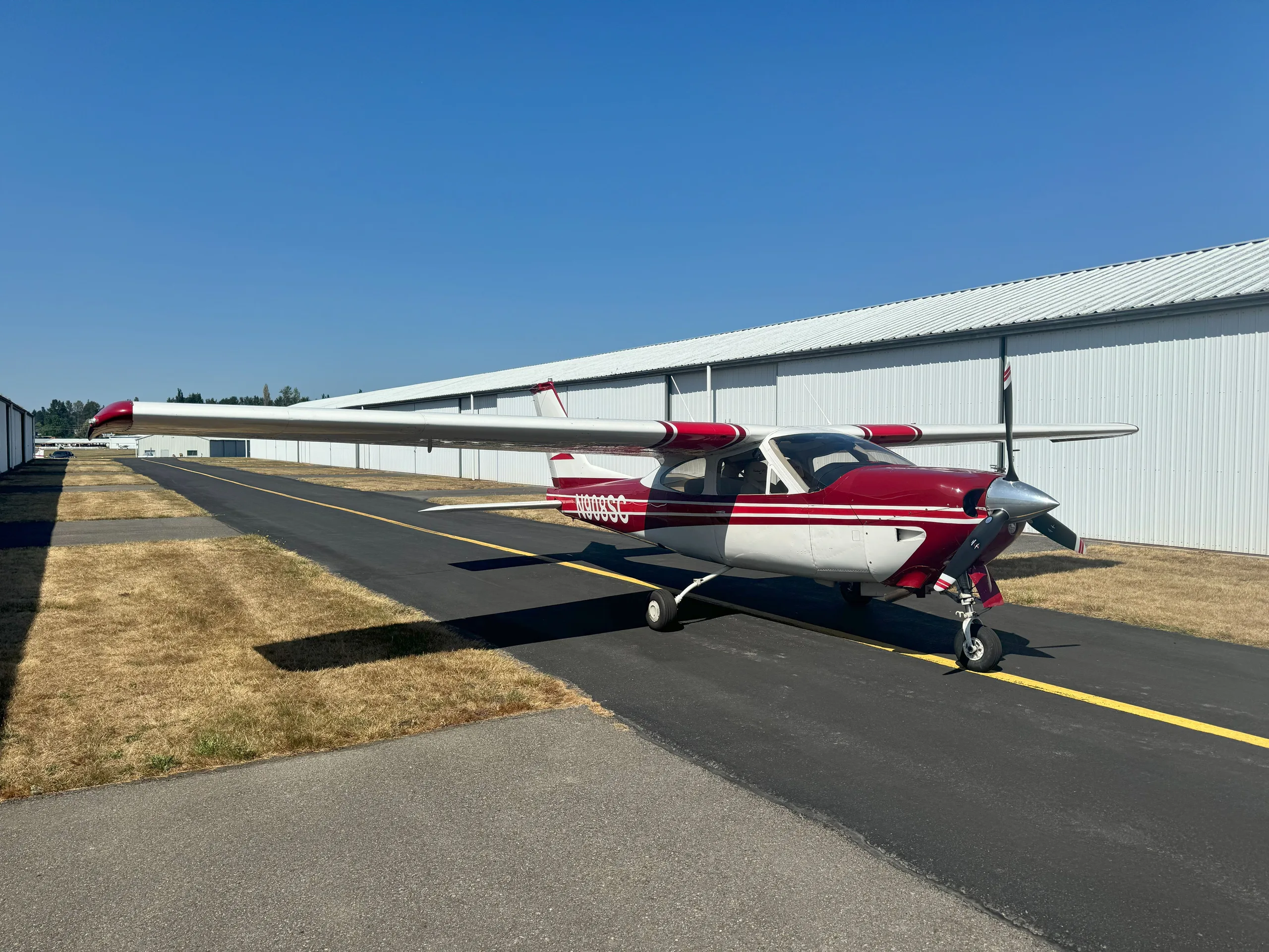 Exterior view of a 1976, N908SC.