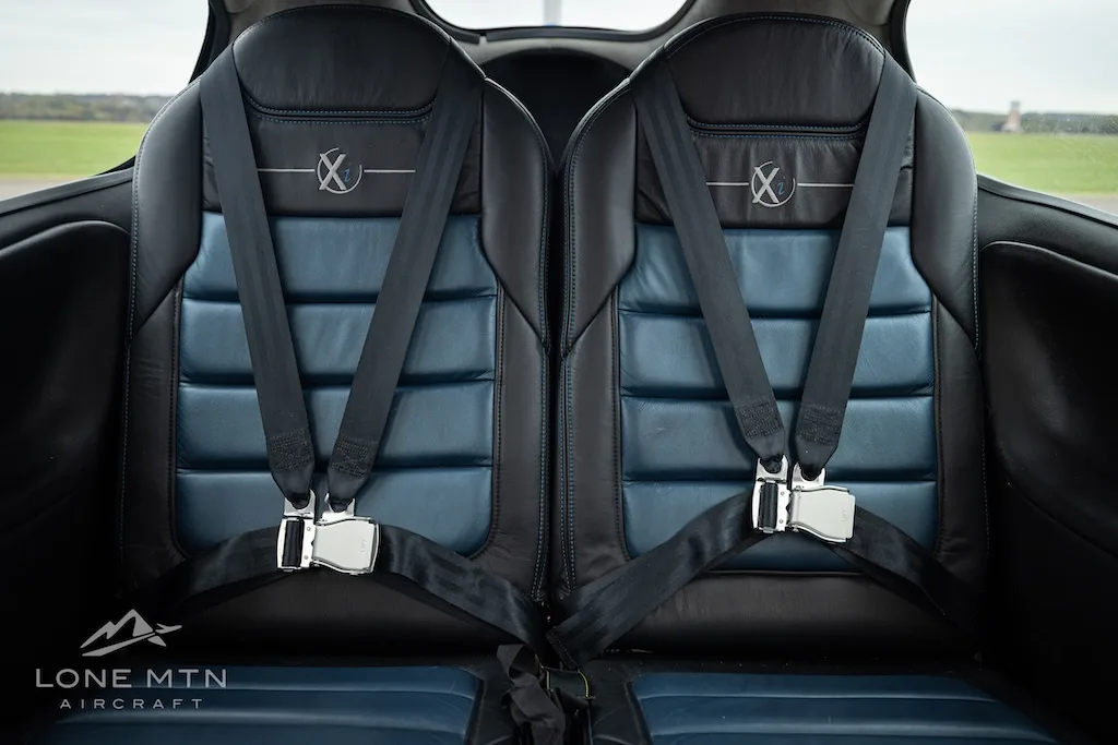 Cabin interior of a 2010 Cirrus SR22 G3 GTS.