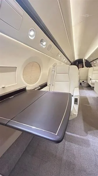 Cabin interior of a 2007 GULFSTREAM G550.