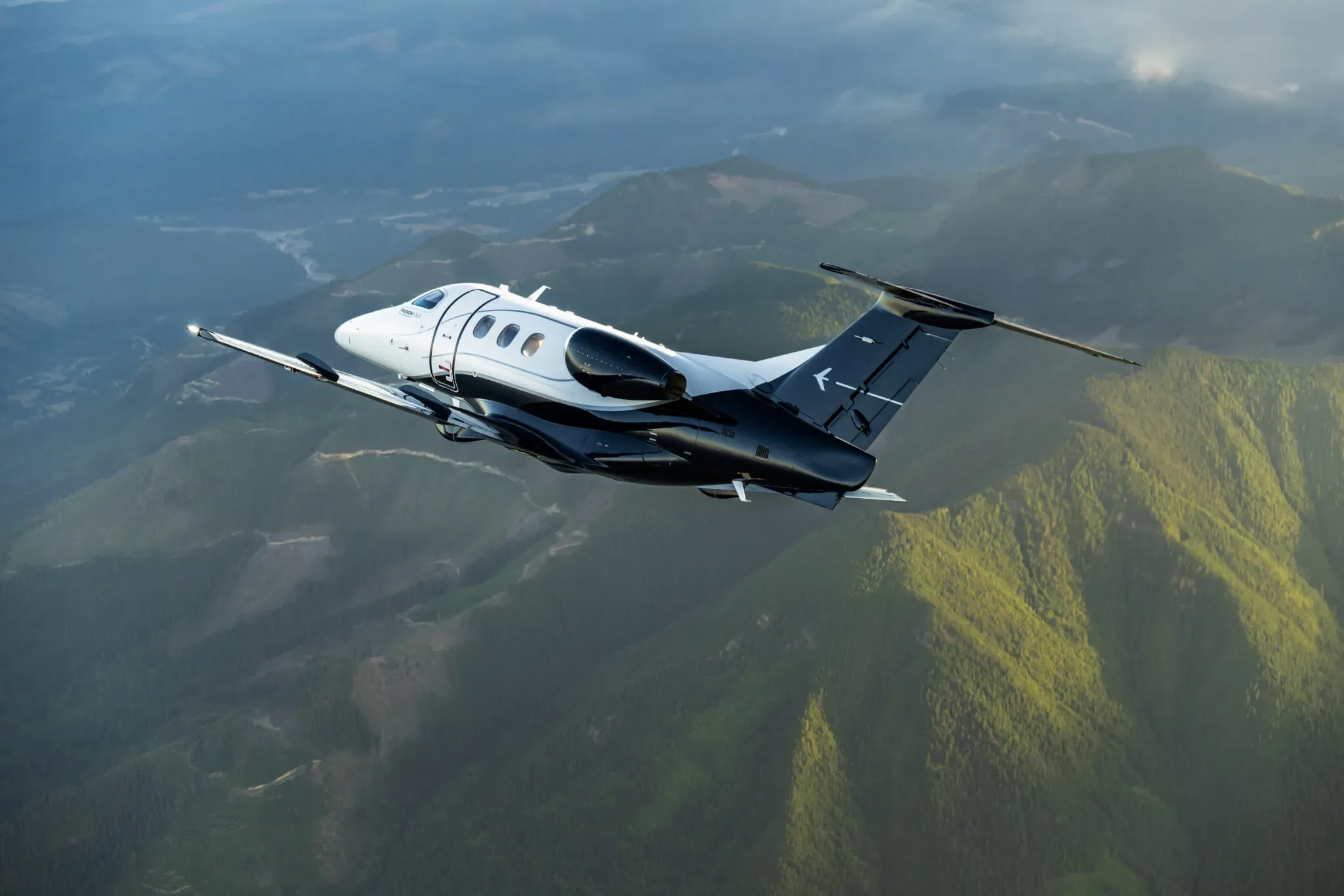Marketing image of a Embraer EMB-500 PHENOM 100EX.