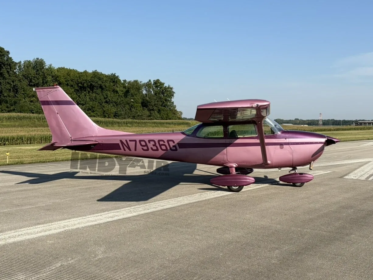 Exterior view of a 1970 Cessna 172L, N7936G.
