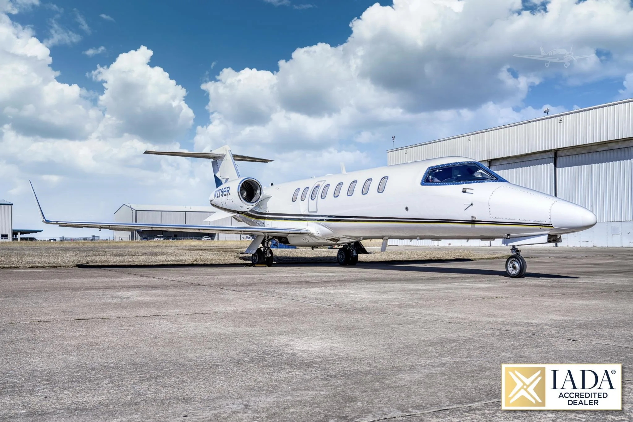 Exterior view of a 2005 LEARJET 45XR, N275ER.