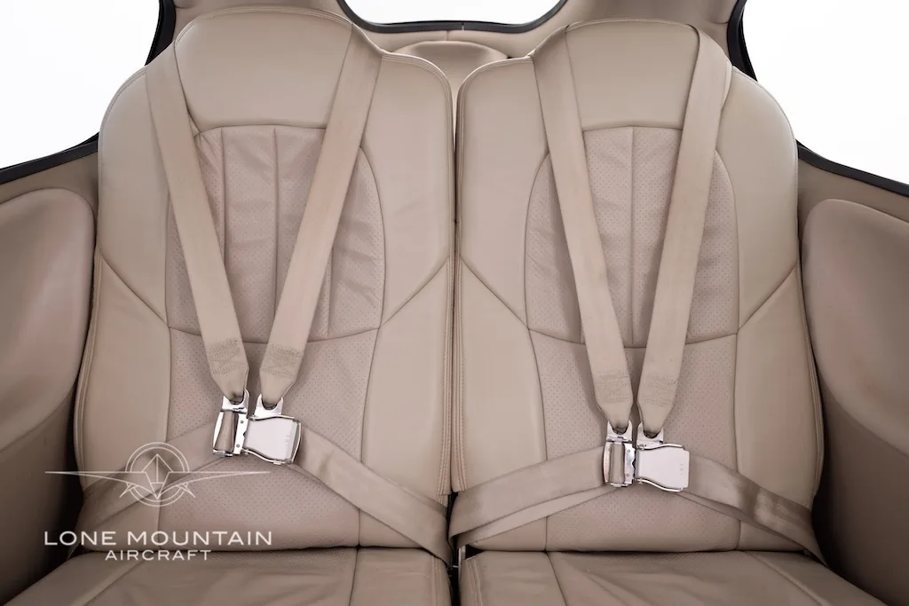 Cabin interior of a 2007 Cirrus SR20 G2.