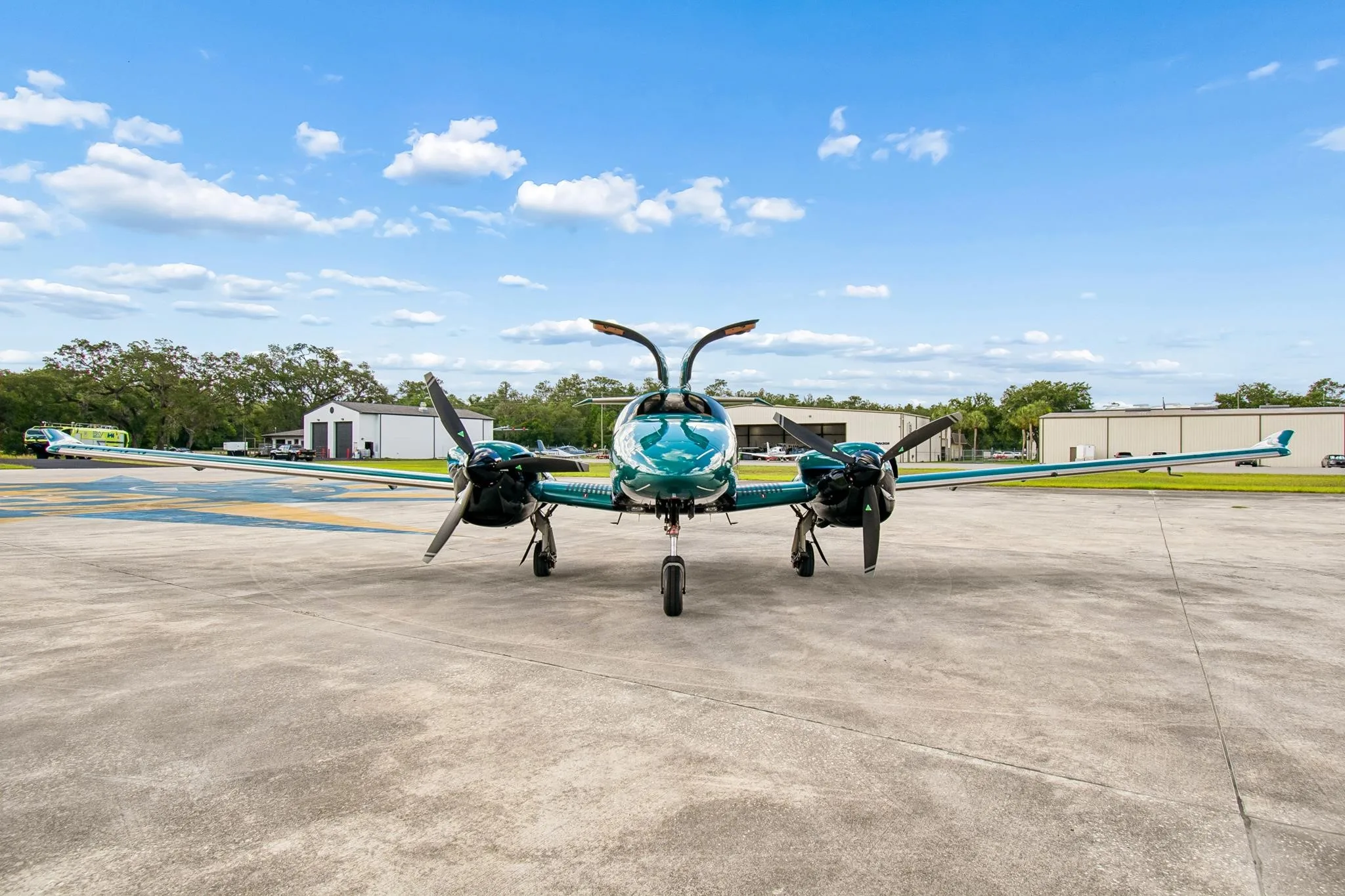 Exterior view of a 2025 DIAMOND DA62, N642GC.