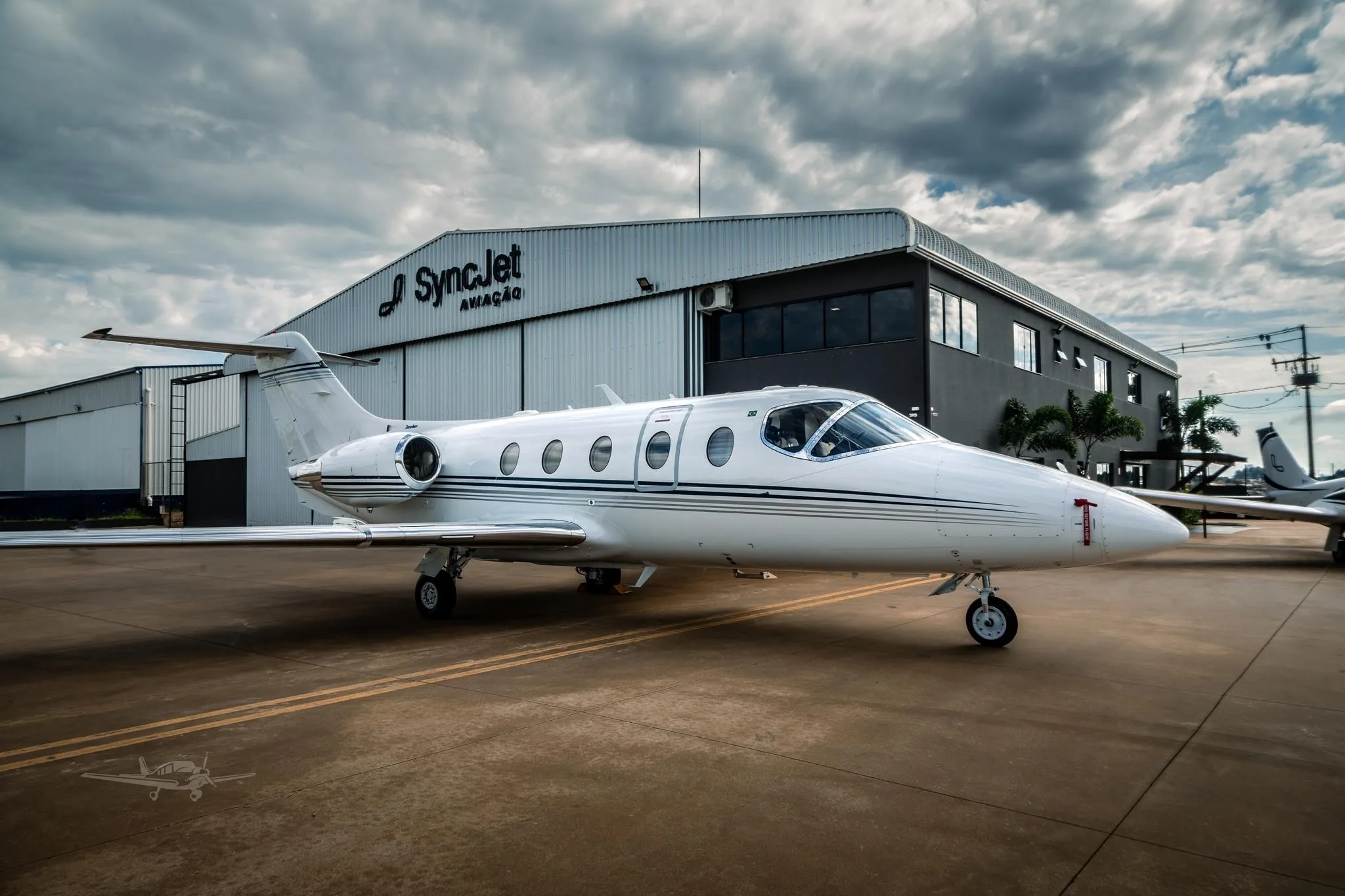 Exterior view of a 2008 HAWKER 400XP, PS-MBX.