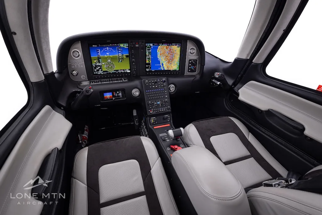 Cabin interior of a 2022 Cirrus SR22T G6 GTS.