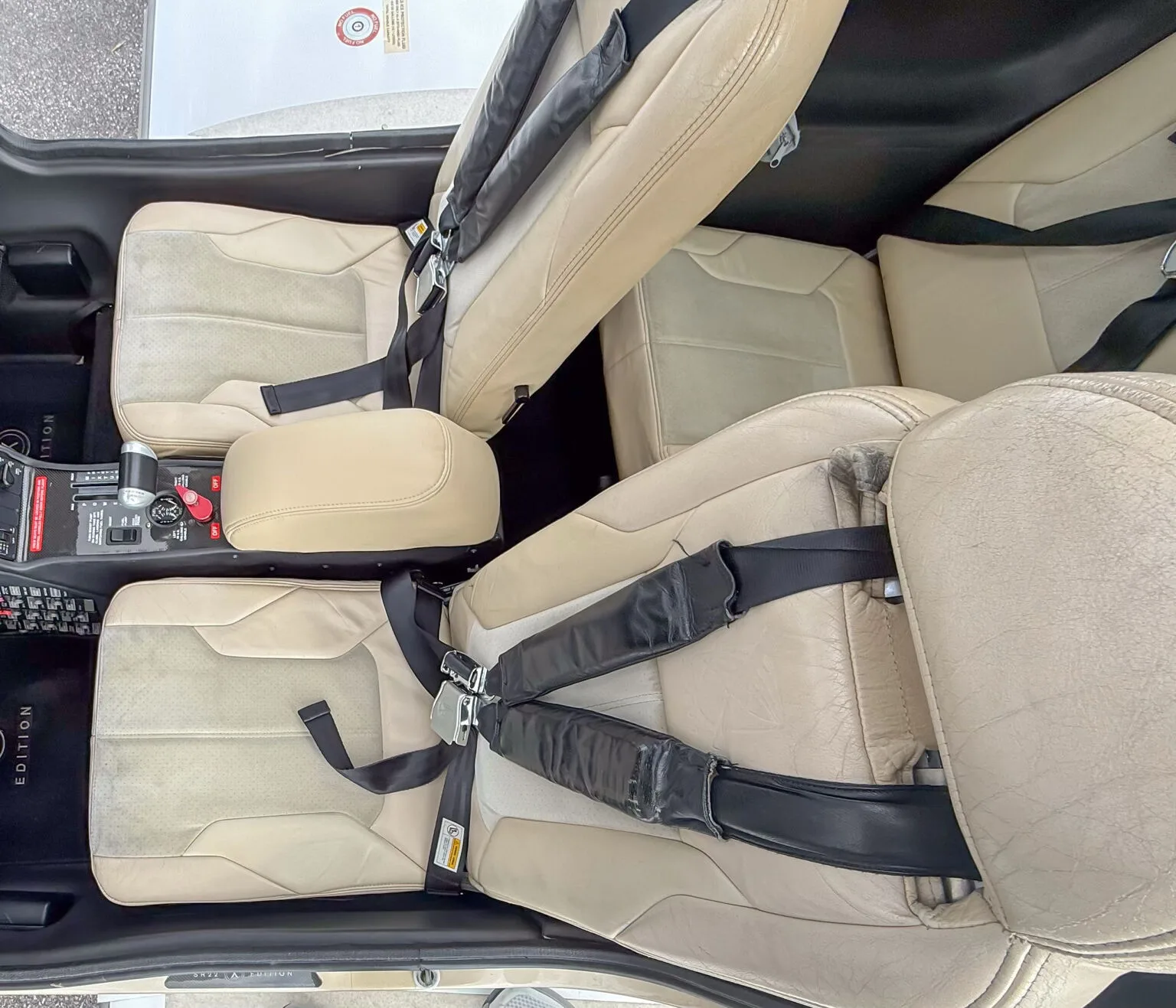 Cabin interior of a Cirrus.