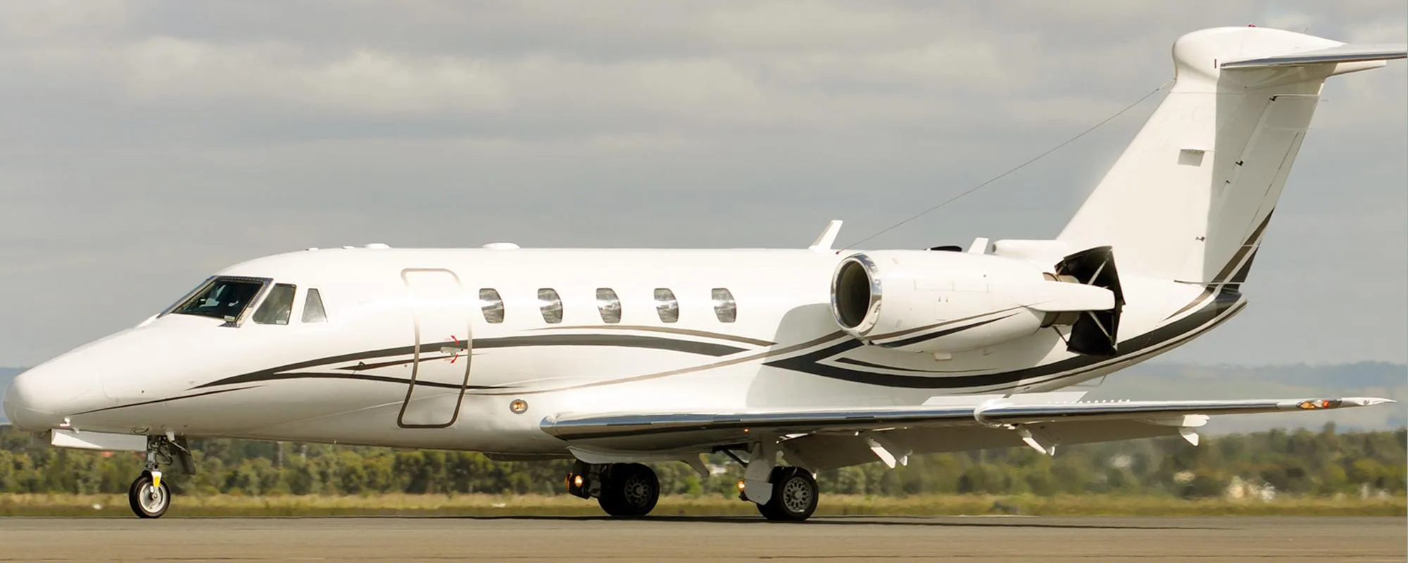 Exterior view of a 1992 Cessna Citation VII.