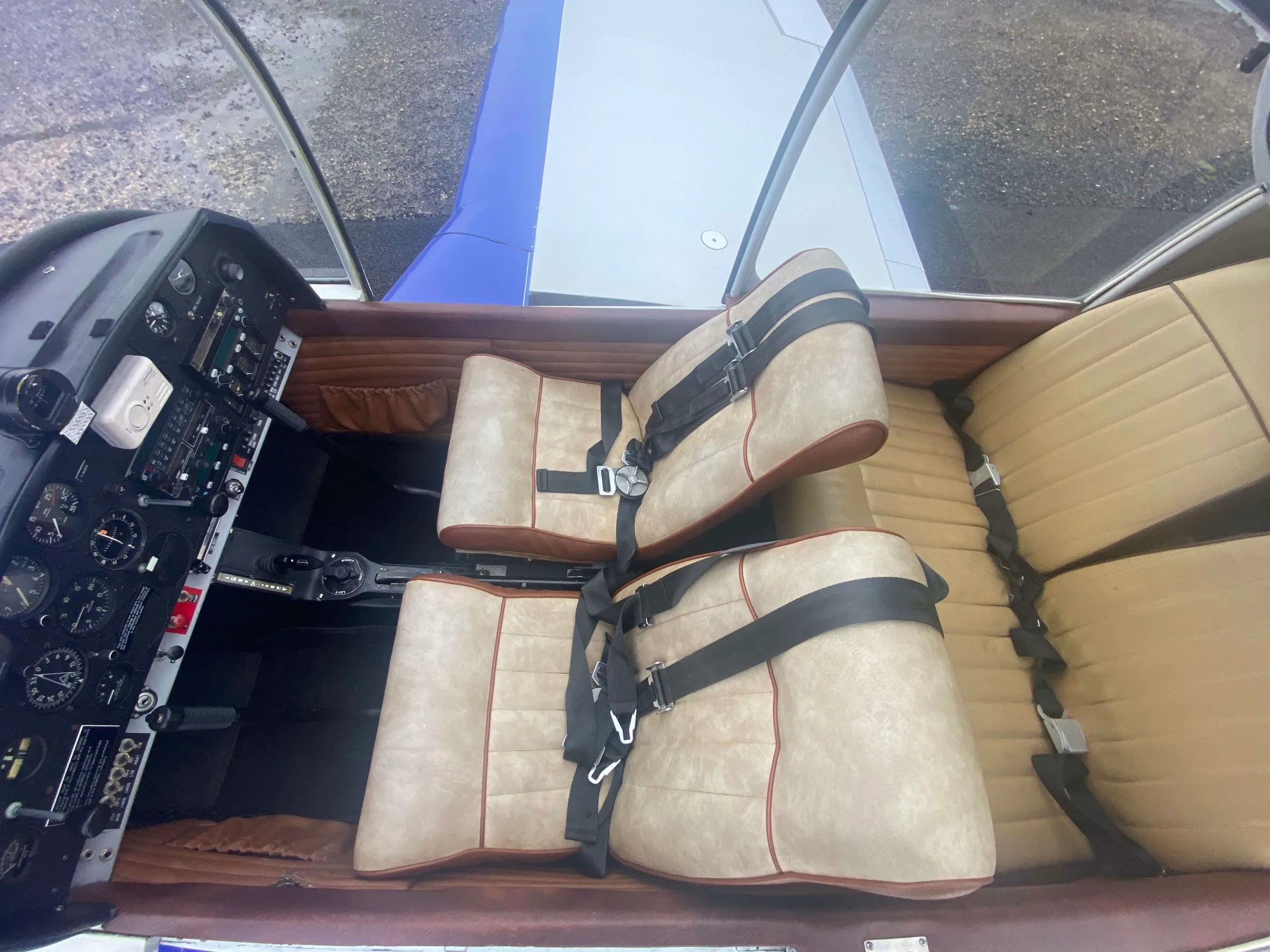 Cabin interior of a 1972 Robin DR-400 180 Regent.