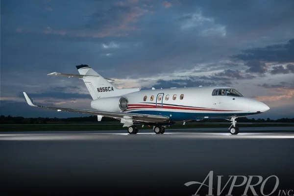 Exterior view of a 2006 Hawker 850XP, N956CA.