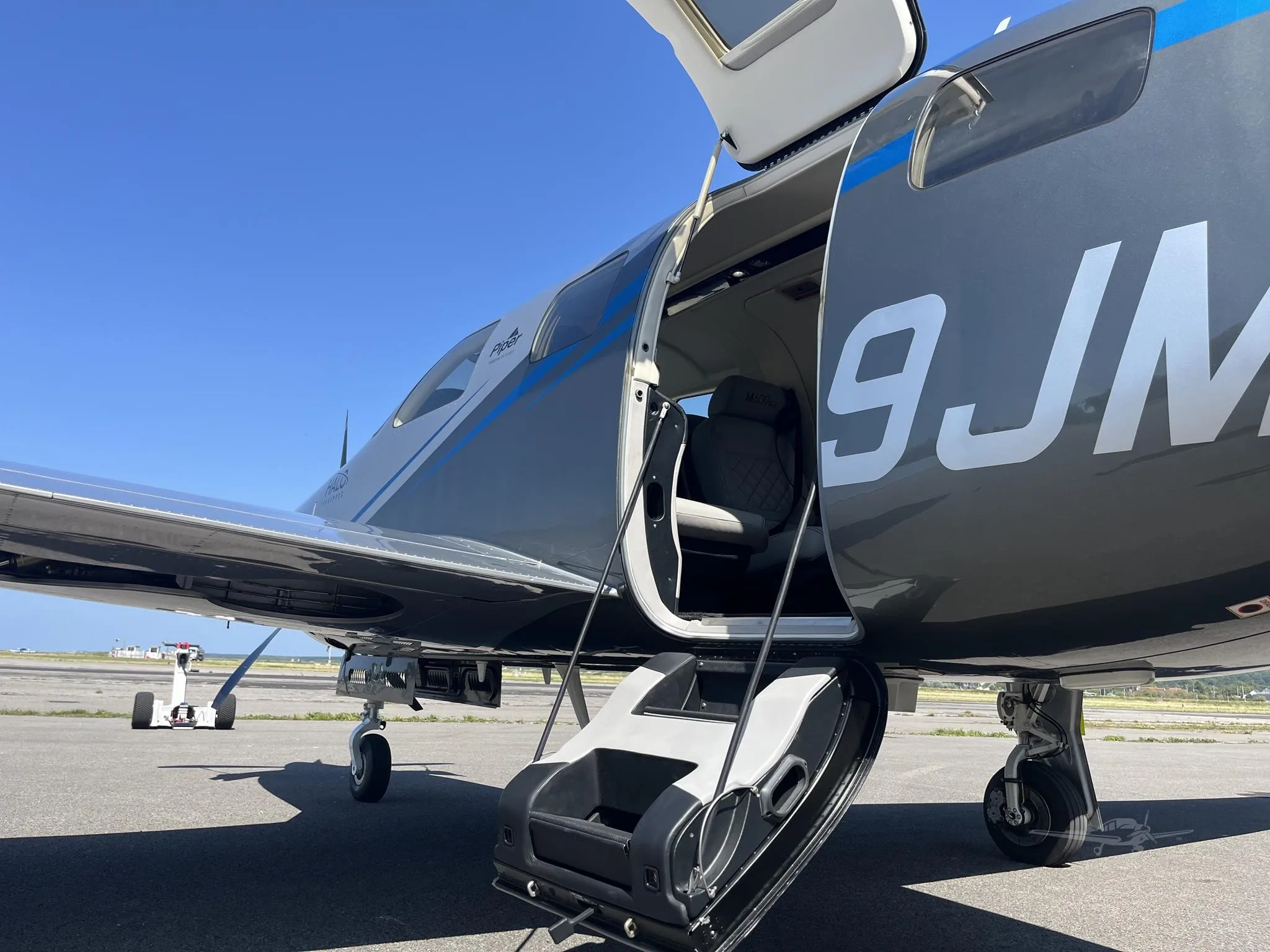 Exterior view of a 2021 PIPER M600 SLS, N69JM.