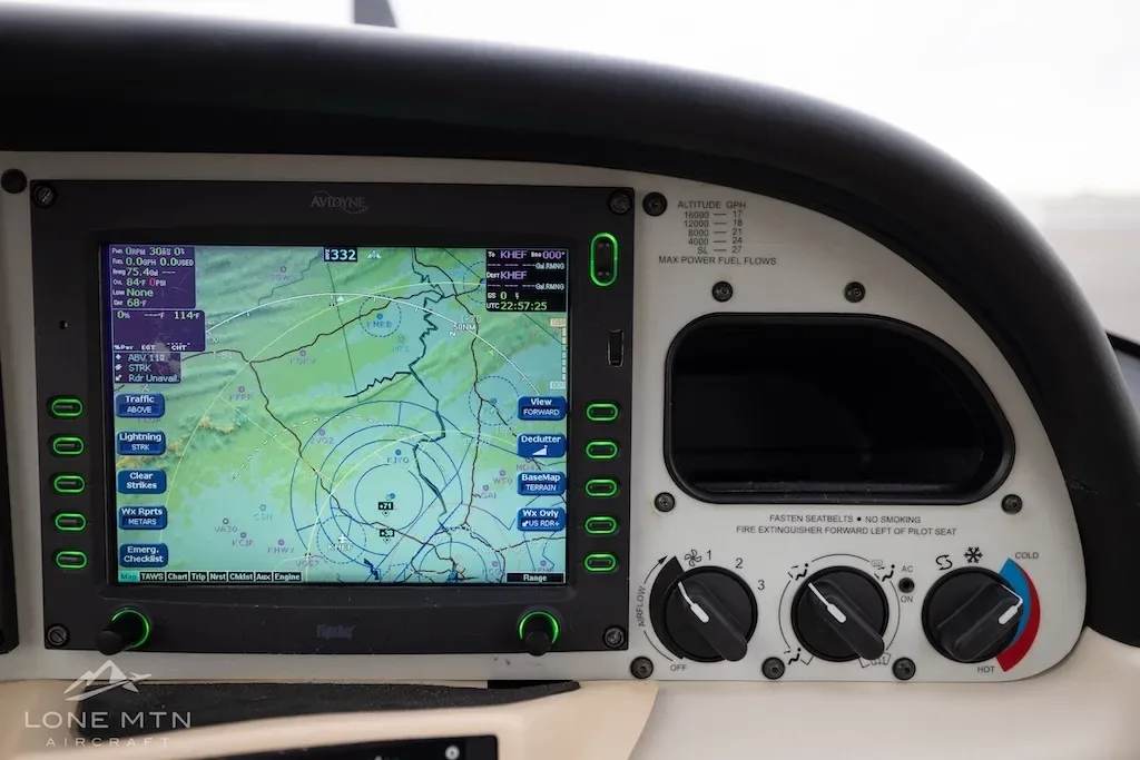 Avionics suite of a 2006 Cirrus SR22.