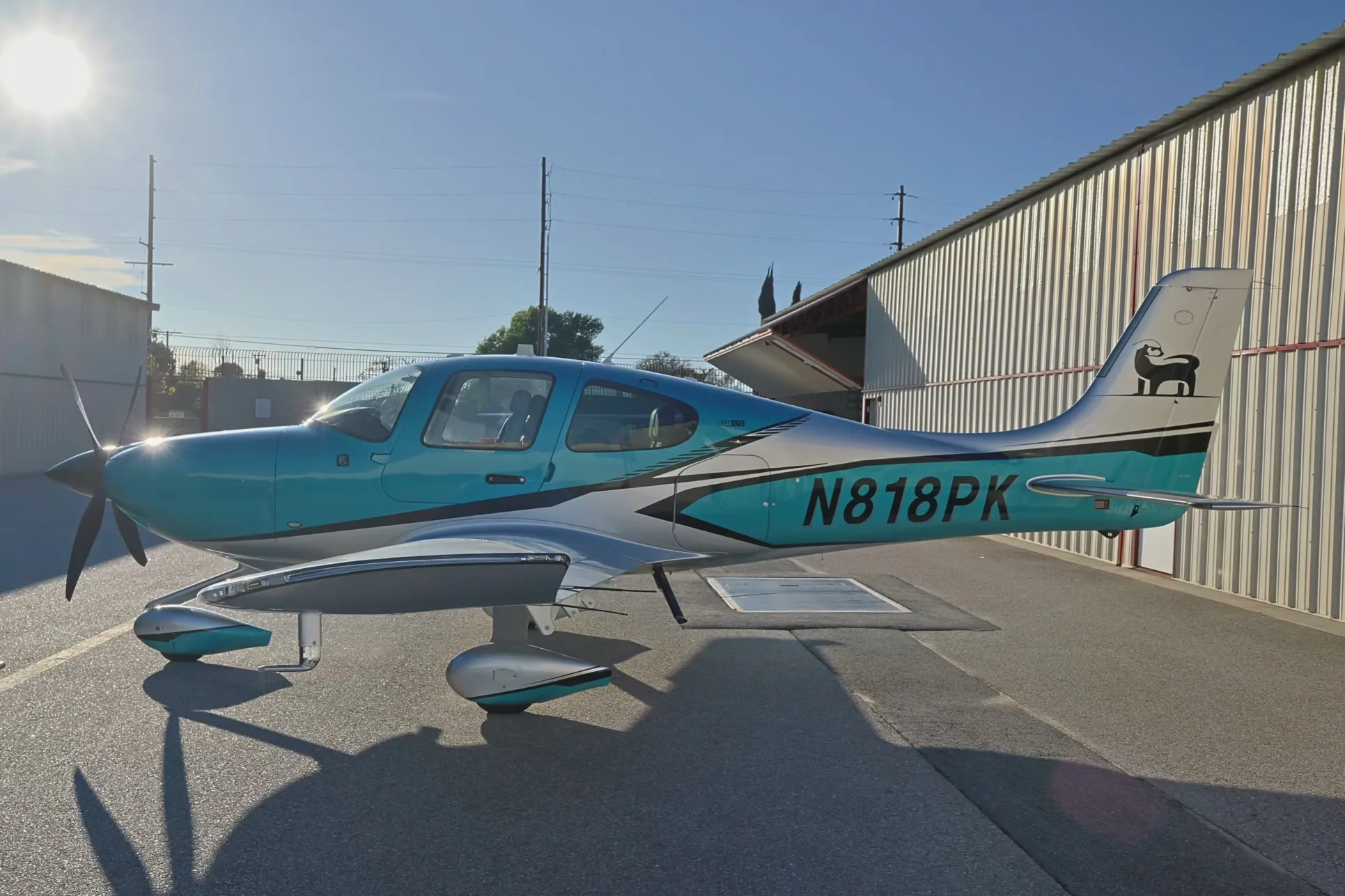 Exterior view of a 2024 Cirrus SR22T G7.